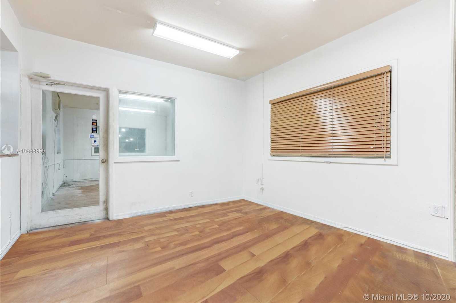Small Image of 1280 NORTH WEST 74TH ST, Miami Number 16