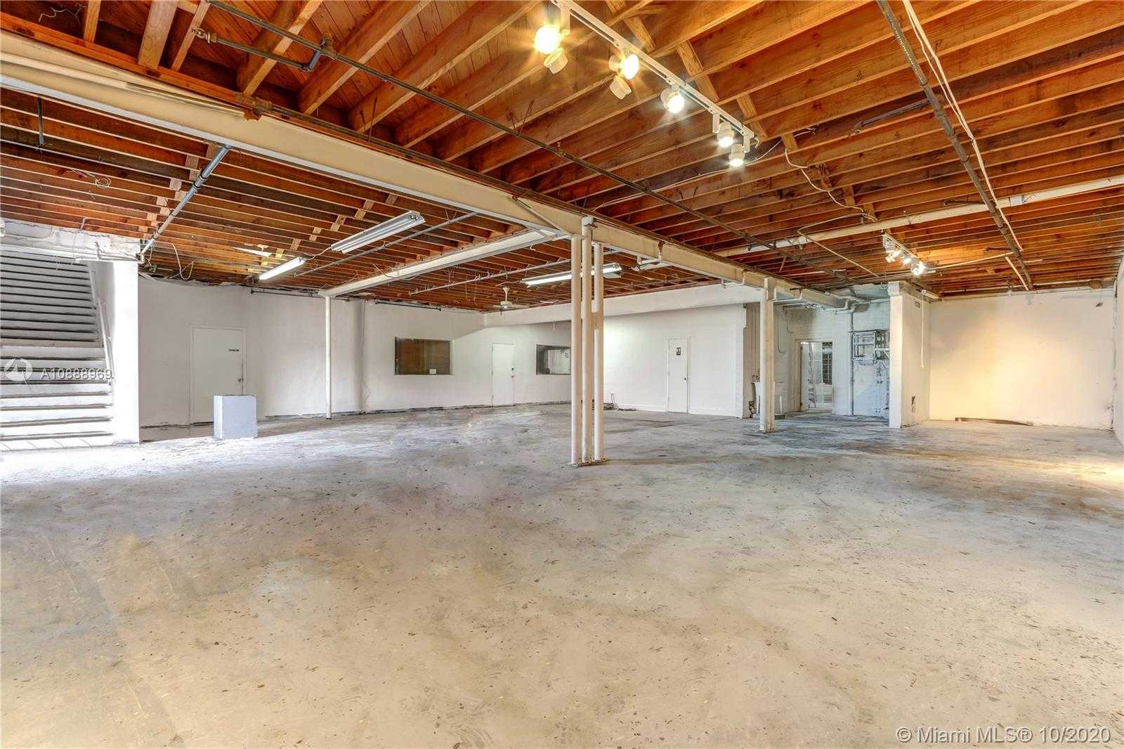 Small Image of 1280 NORTH WEST 74TH ST, Miami Number 6