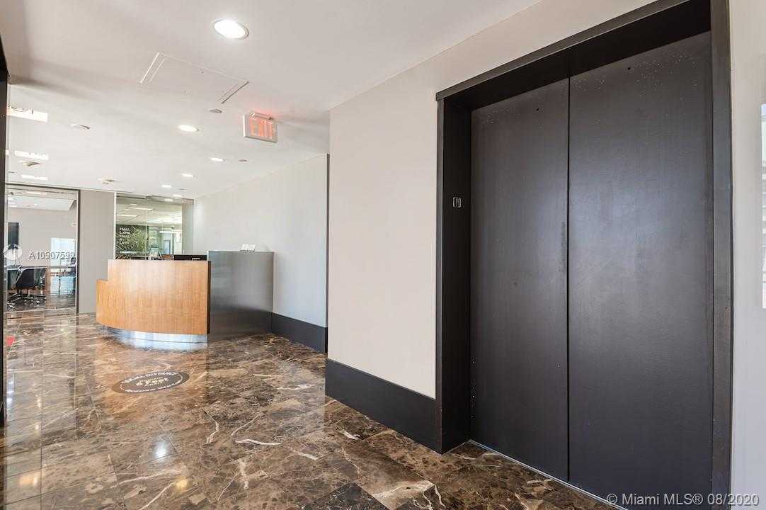 Small Image of 2665 SOUTH BAYSHORE DR #PH1, Miami Number 24