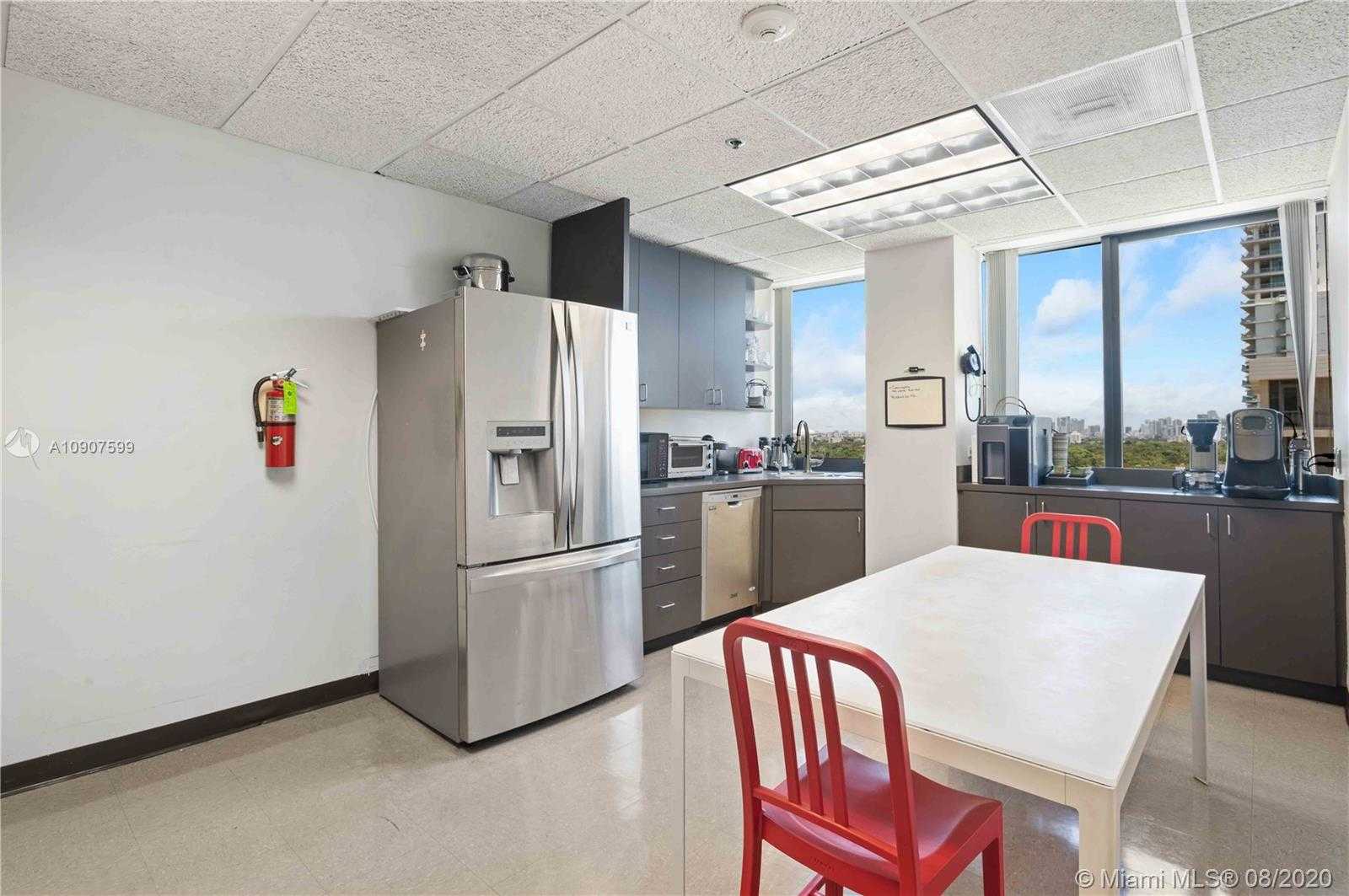 Small Image of 2665 SOUTH BAYSHORE DR #PH1, Miami Number 34