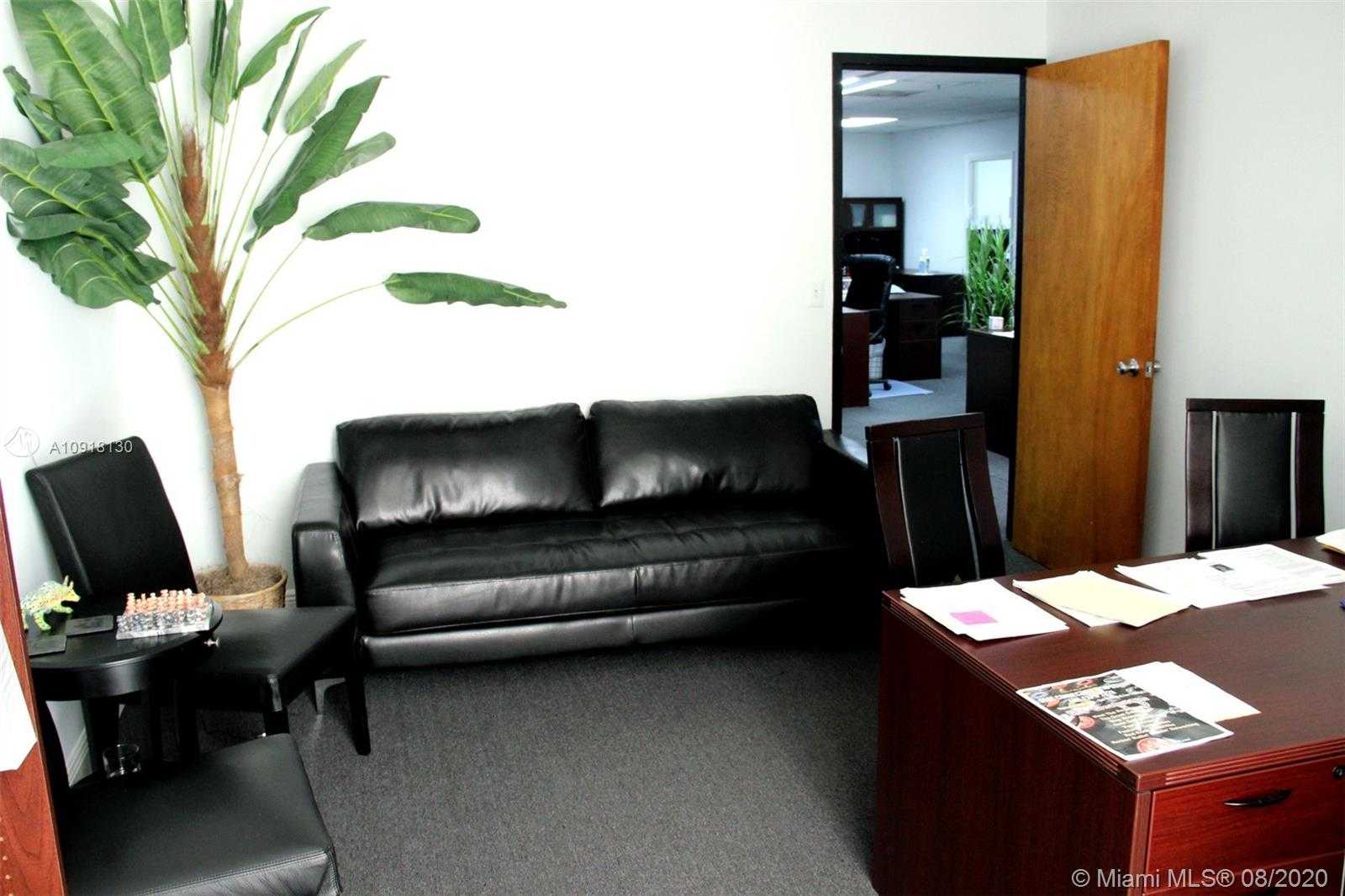 Small Image of 66 W FLAGLER, Miami Number 4