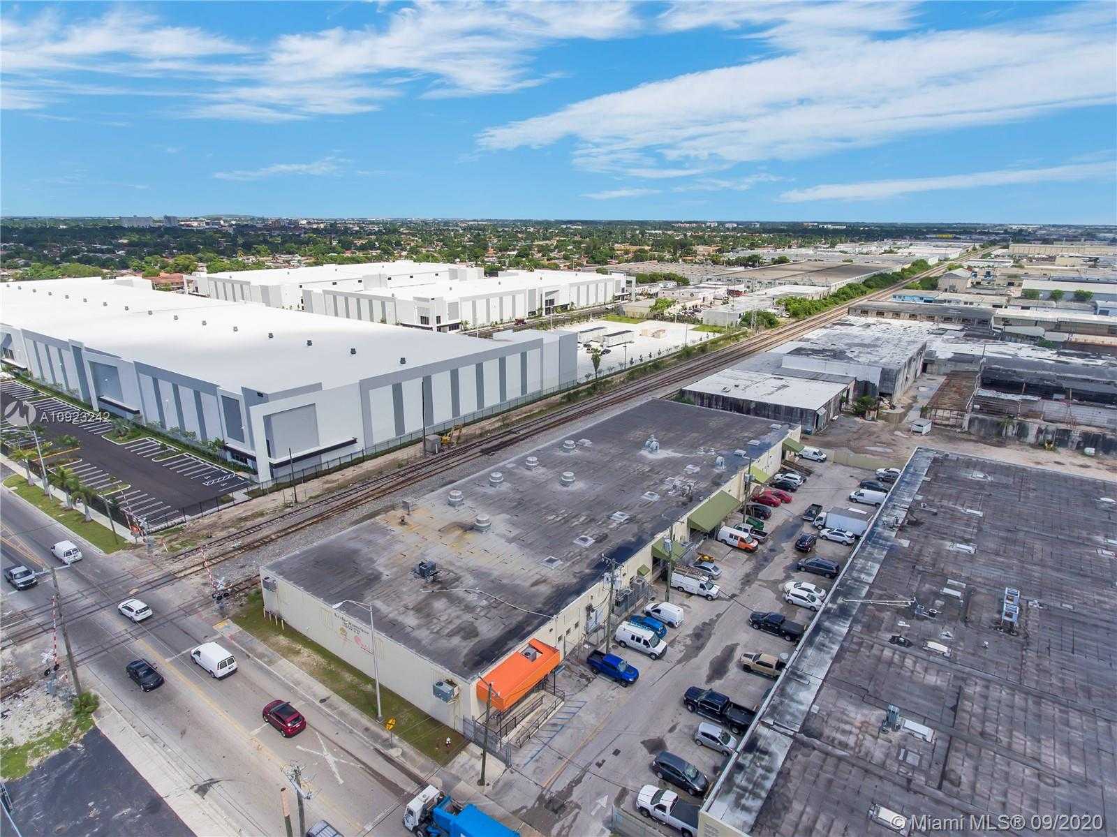 Small Image of 3797 NORTH WEST 46TH ST, Hialeah Number 3