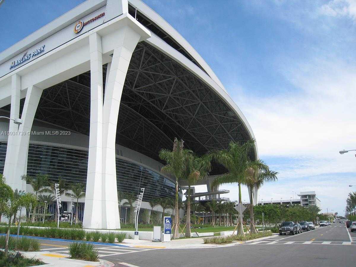 Small Image of Miami Number 2