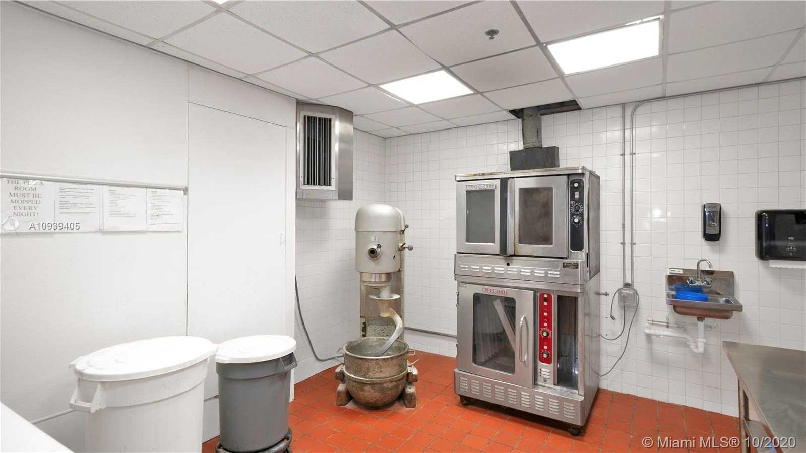 Small Image of 935 NORTH KROME AVE, Florida City Number 11