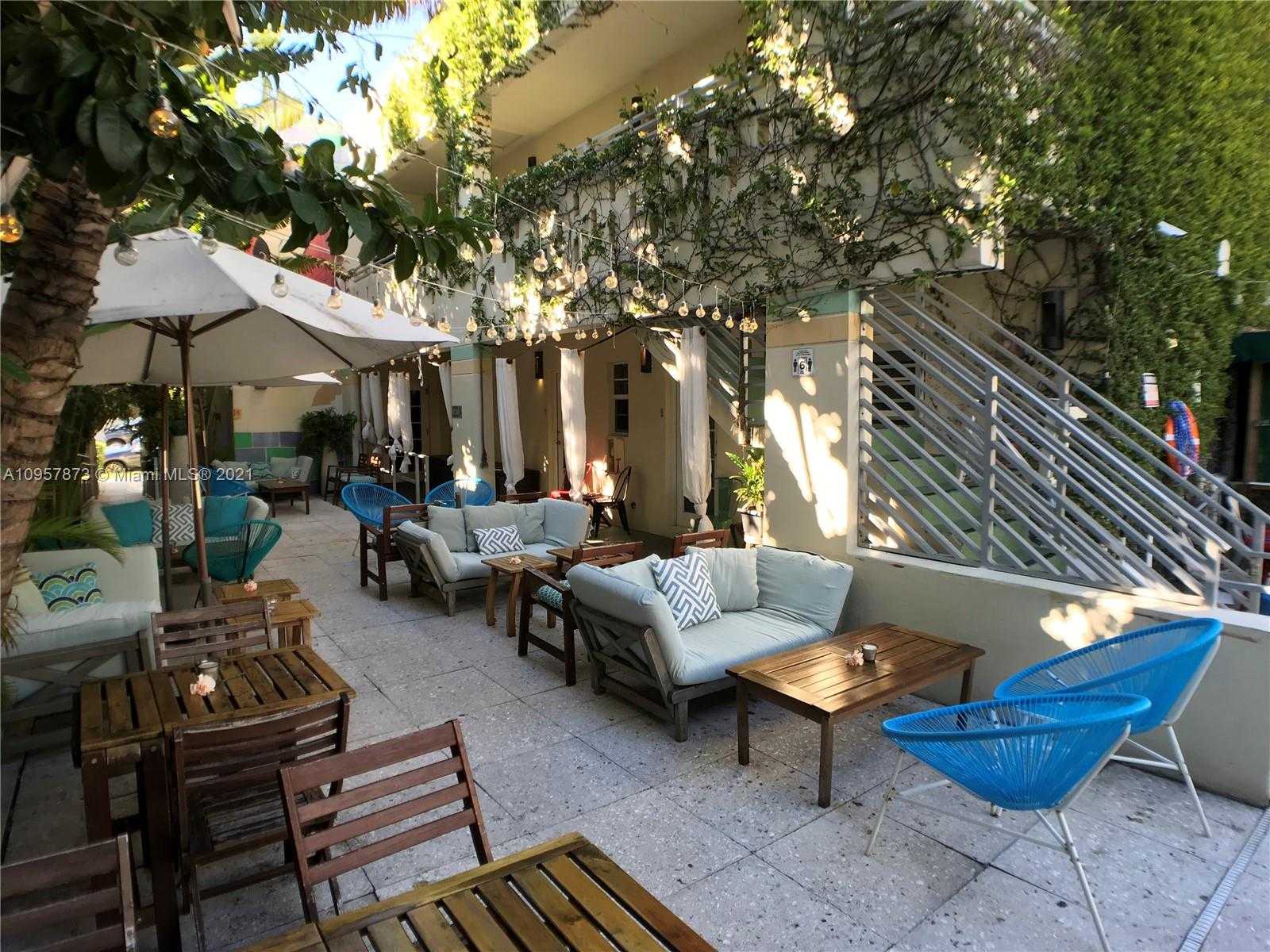 Small Image of 7337 HARDING AVE, Miami Beach Number 10