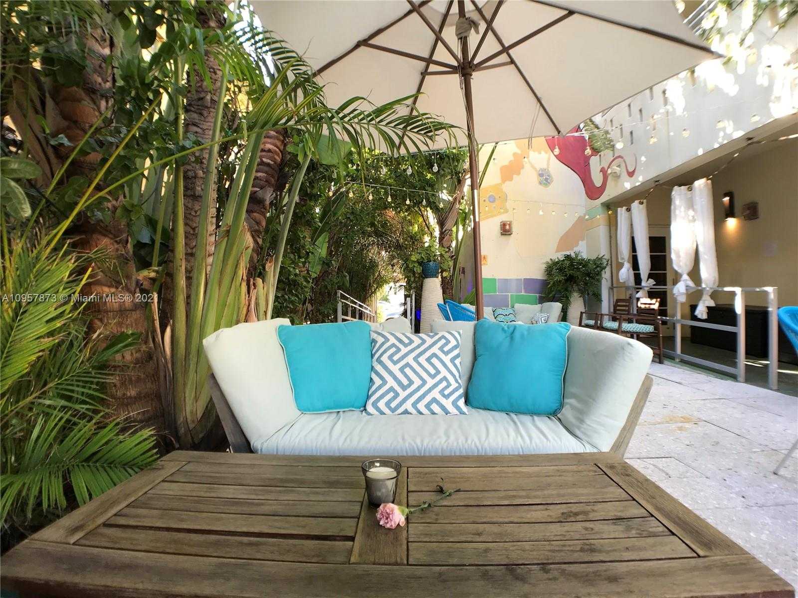 Small Image of 7337 HARDING AVE, Miami Beach Number 14