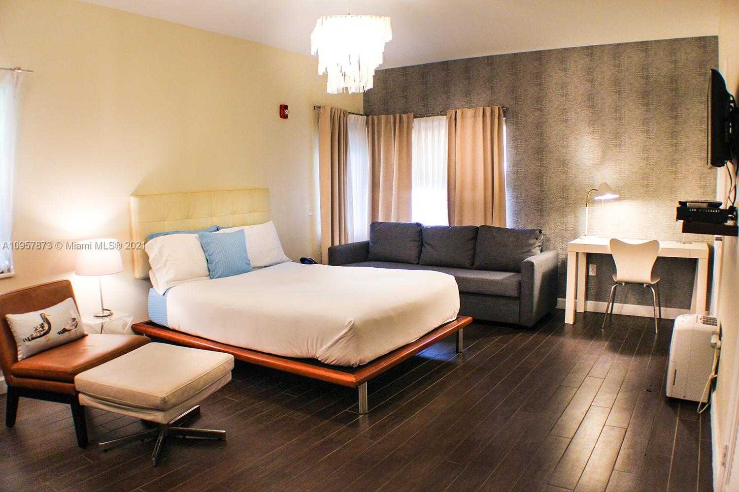 Small Image of 7337 HARDING AVE, Miami Beach Number 20