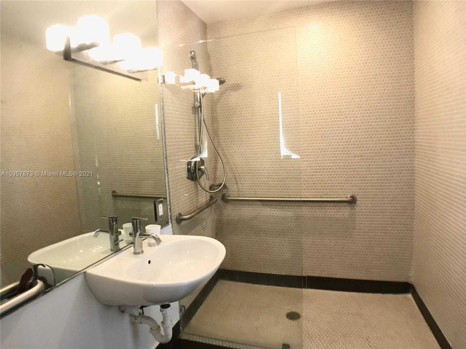 Small Image of 7337 HARDING AVE, Miami Beach Number 37