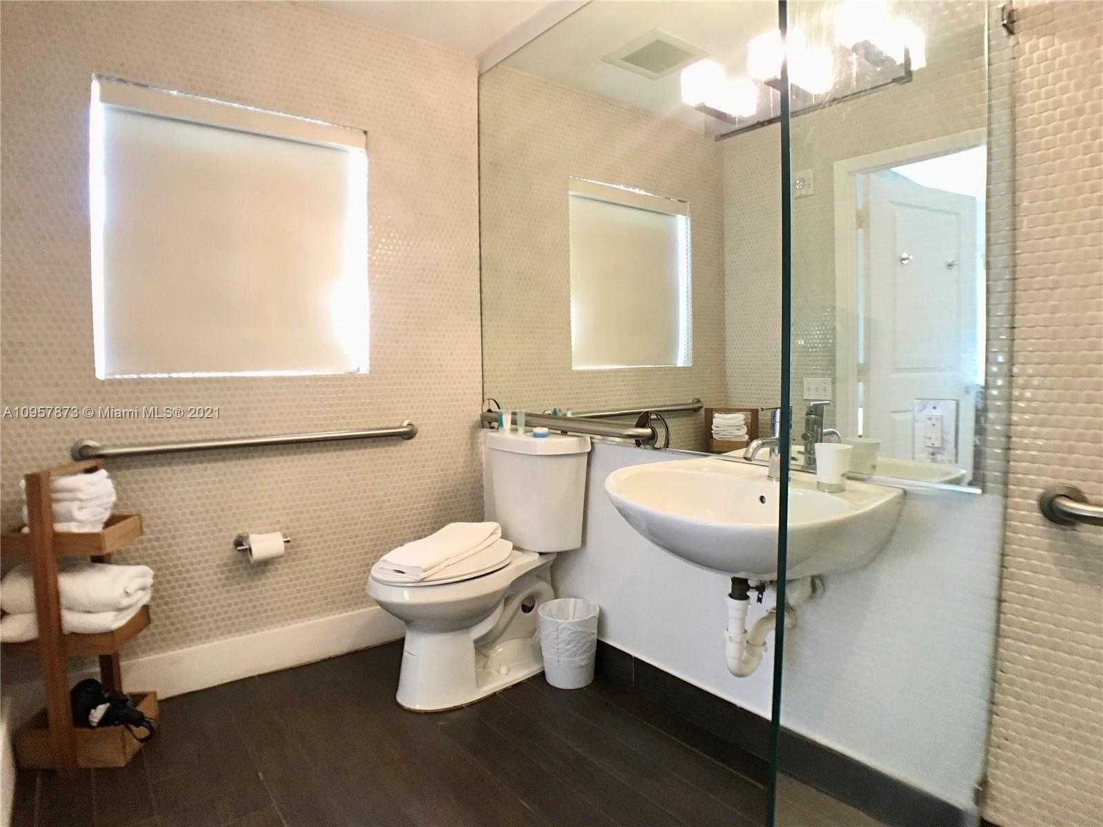 Small Image of 7337 HARDING AVE, Miami Beach Number 38