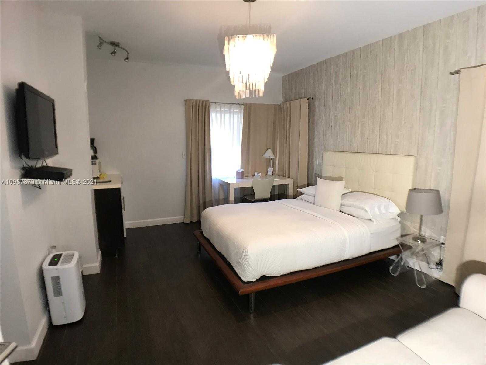 Small Image of 7337 HARDING AVE, Miami Beach Number 39