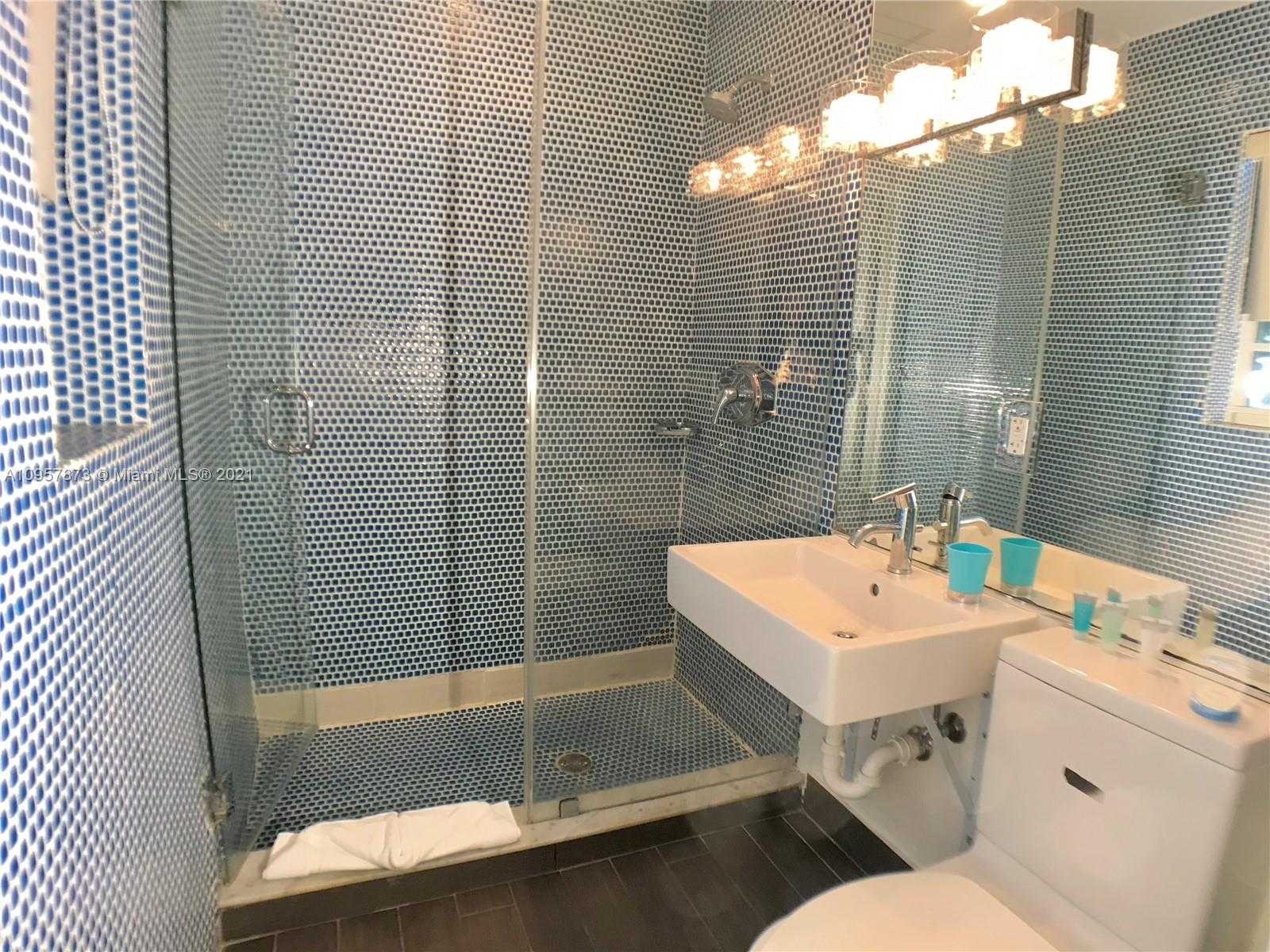 Small Image of 7337 HARDING AVE, Miami Beach Number 40