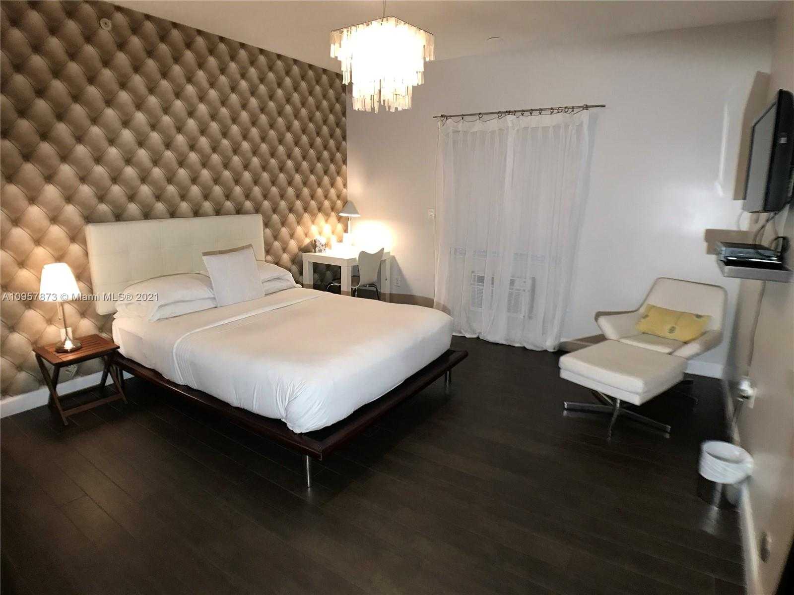 Small Image of 7337 HARDING AVE, Miami Beach Number 43