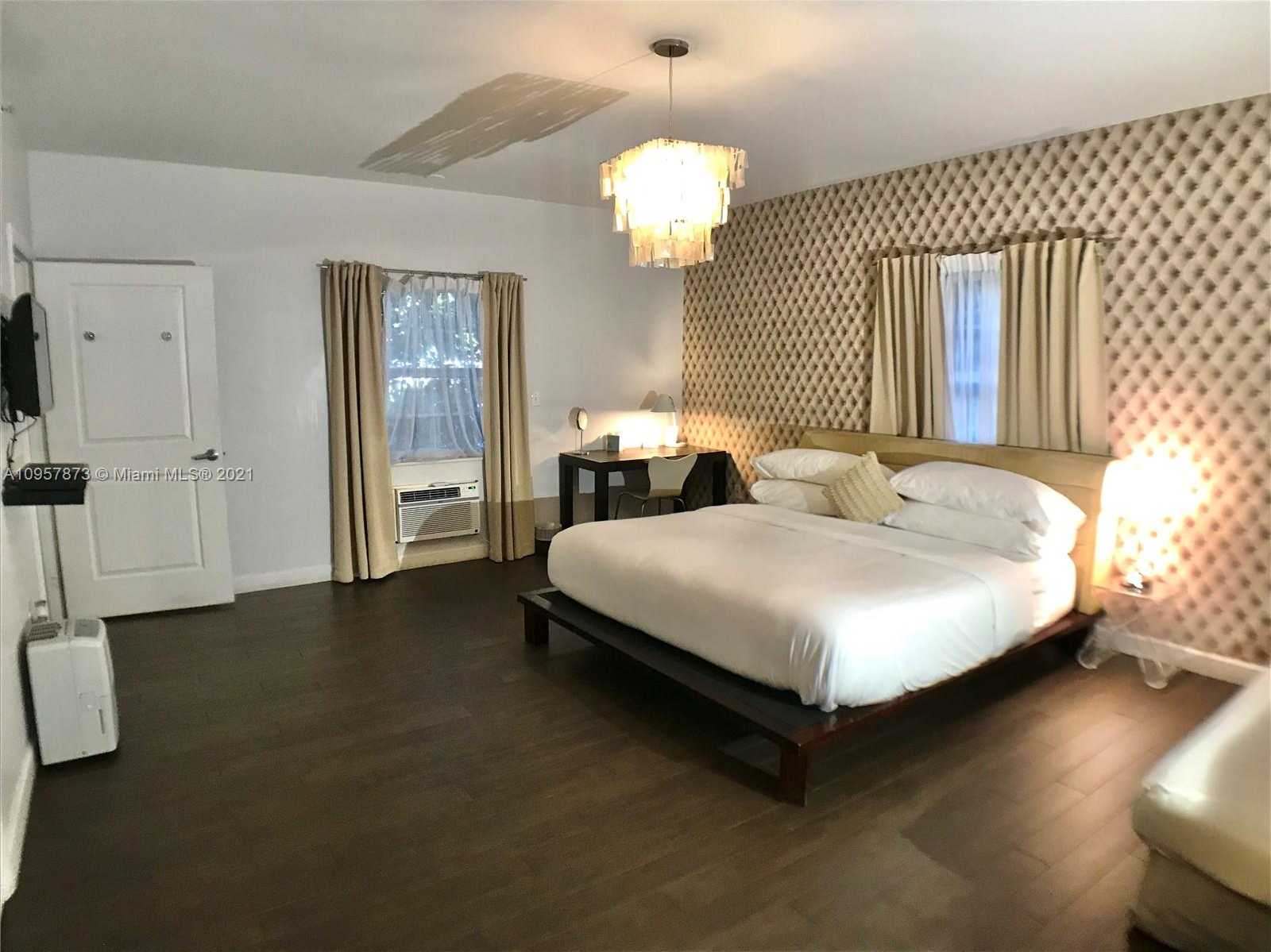 Small Image of 7337 HARDING AVE, Miami Beach Number 45