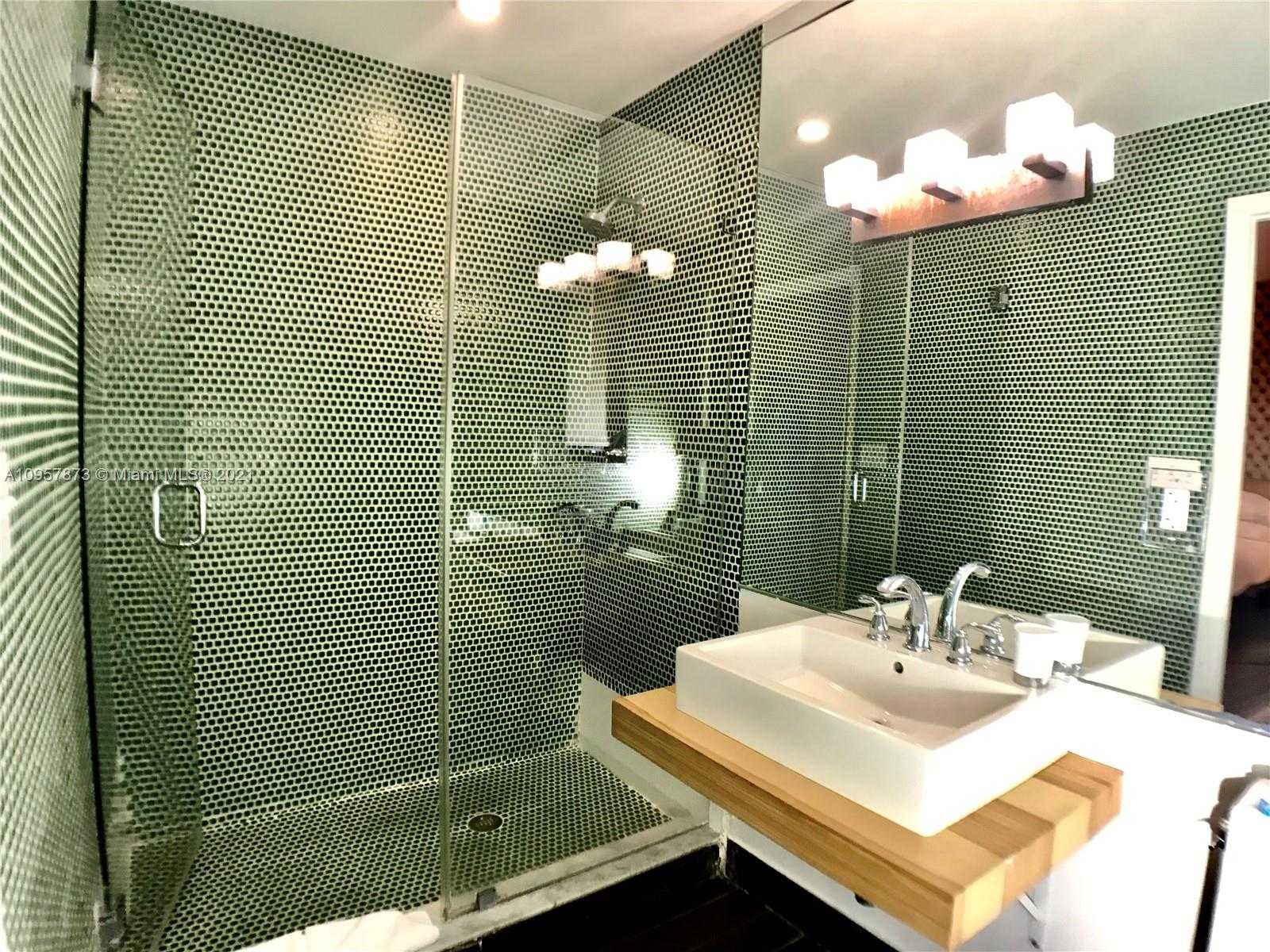 Small Image of 7337 HARDING AVE, Miami Beach Number 47