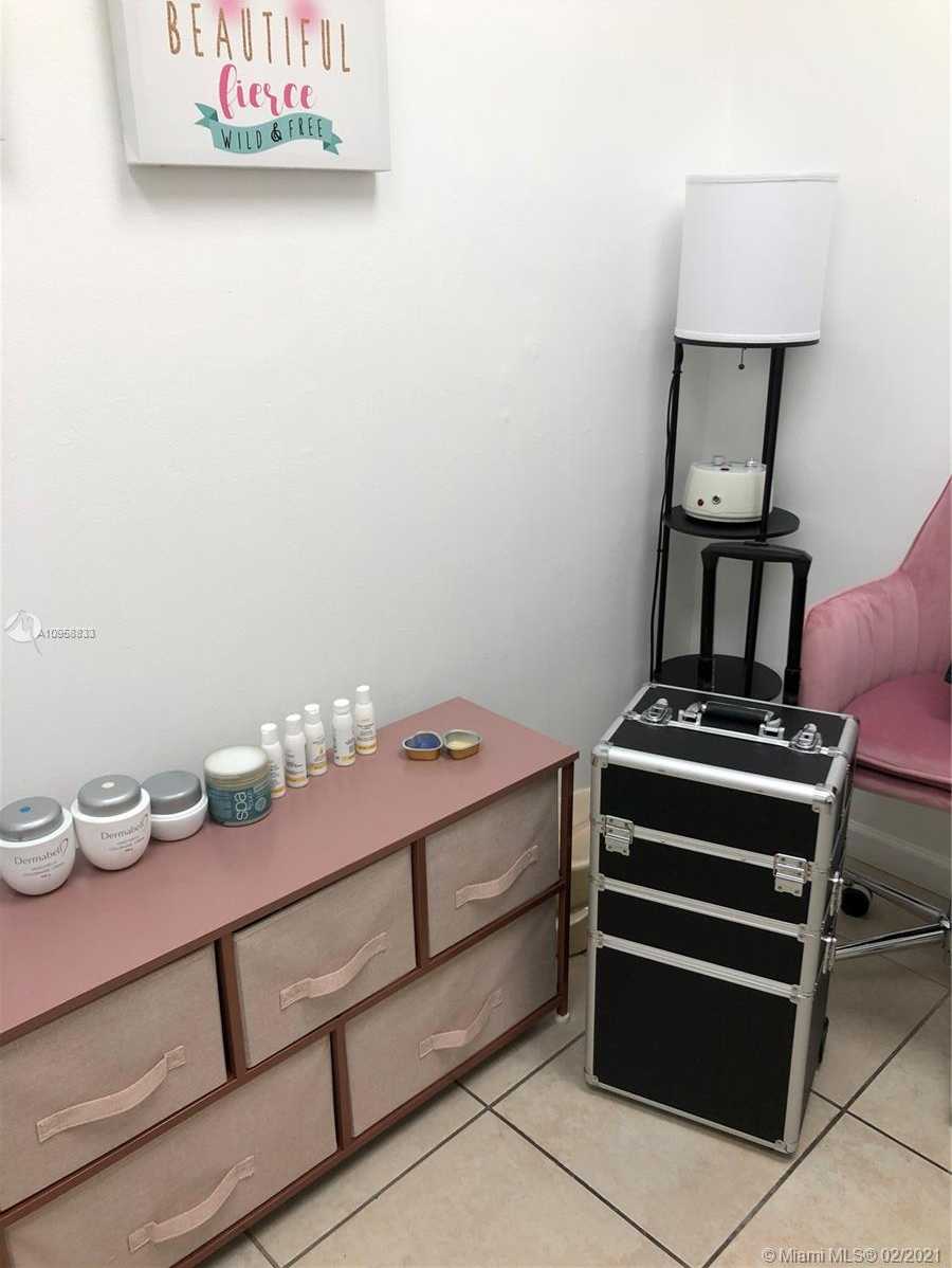 Small Image of 2500 EAST HALLANDALE BEACH BLVD, Hallandale Beach Number 3