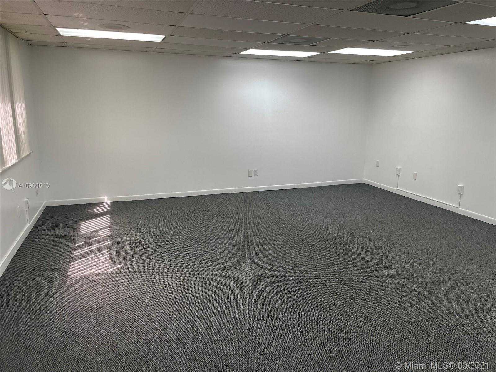 Small Image of 2843 PEMBROKE RD #2nd Floor, Hollywood Number 18