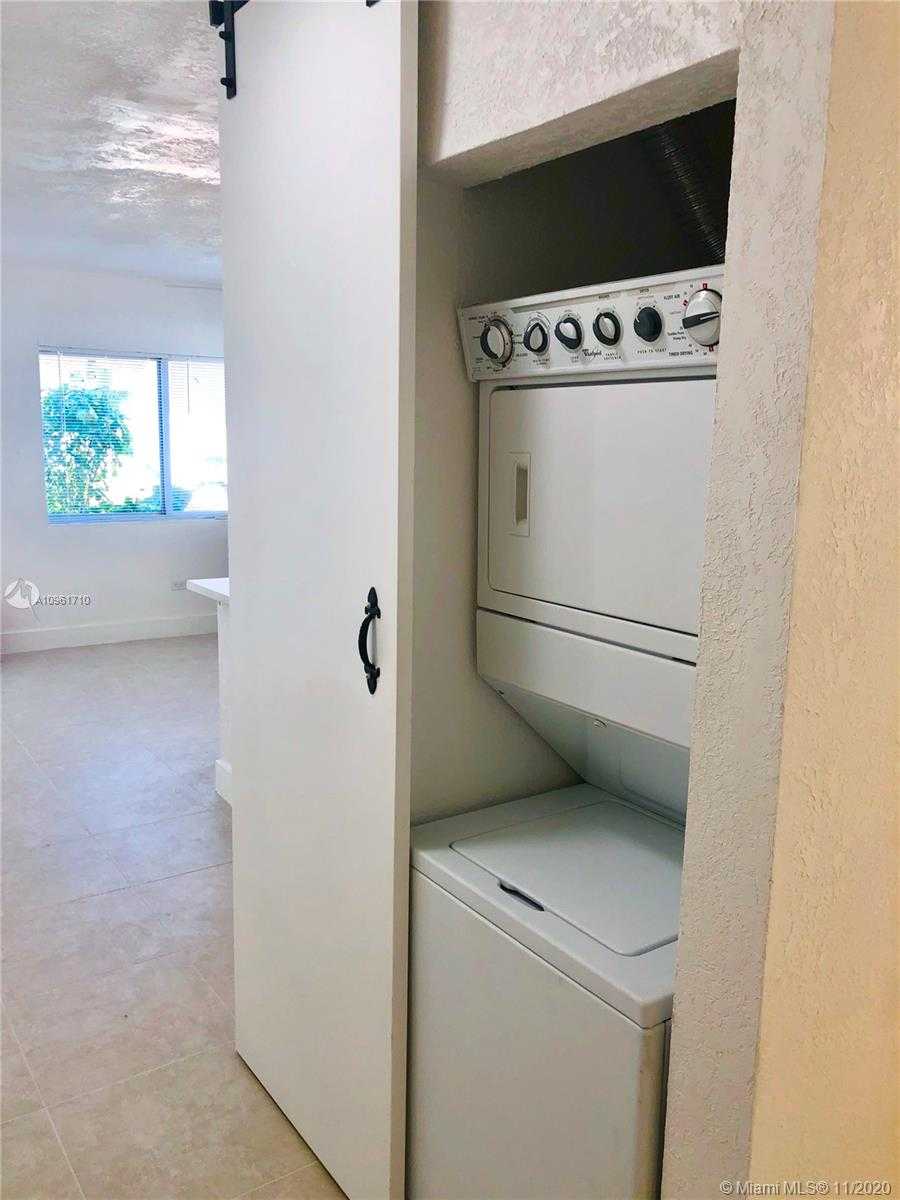 Small Image of 8025 BYRON AVE #1-6, Miami Beach Number 33