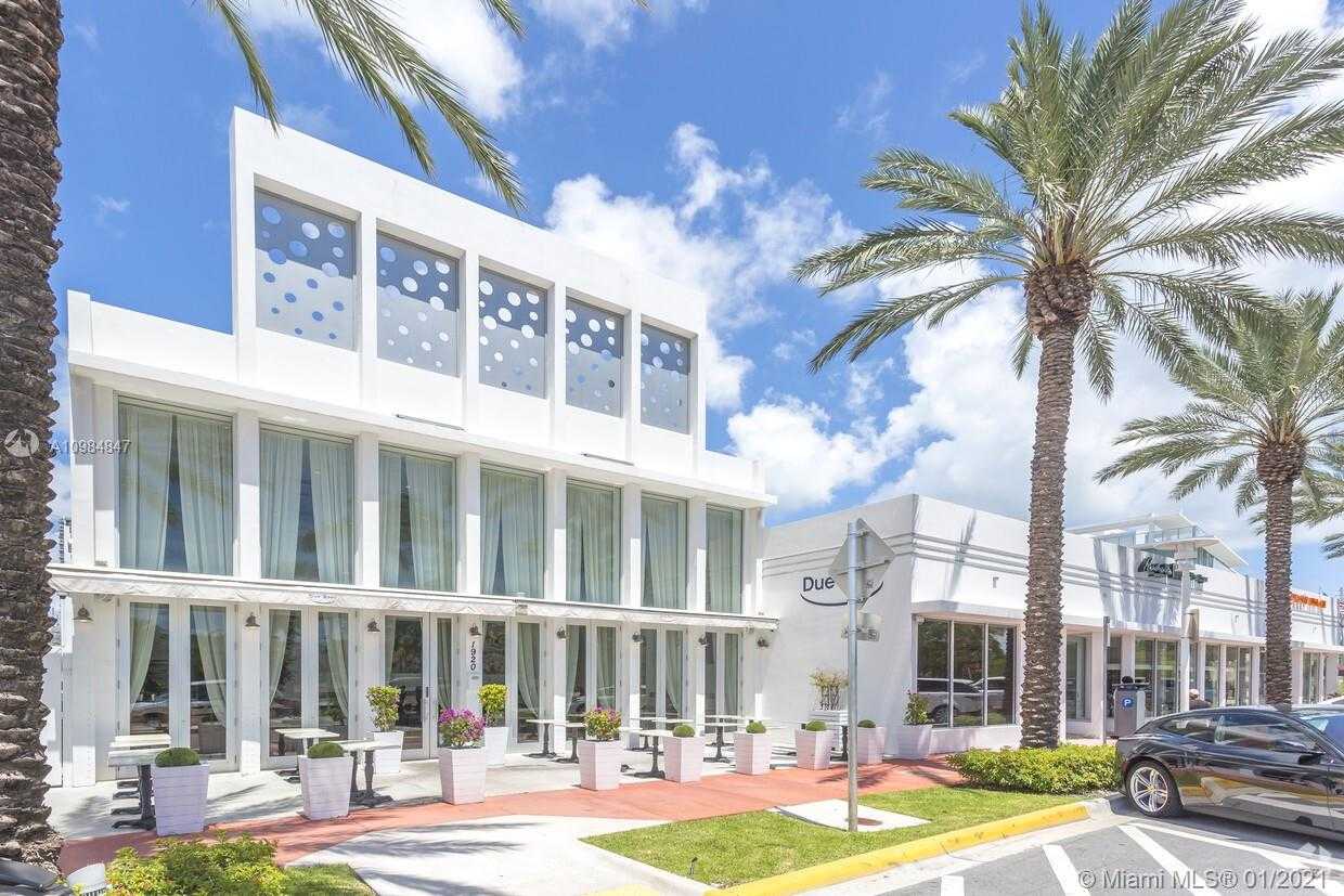 Small Image of 1920 ALTON ROAD, Miami Beach Number 15