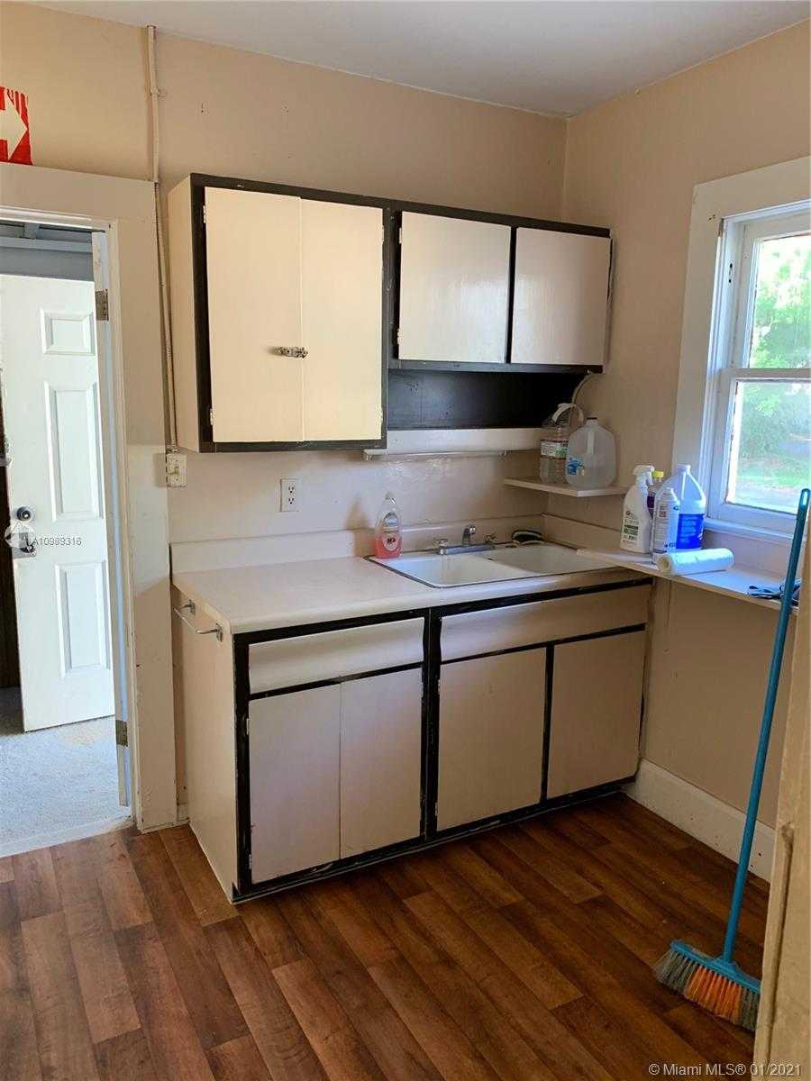 Small Image of 1109 DELAWARE AVE, Fort Pierce Number 3