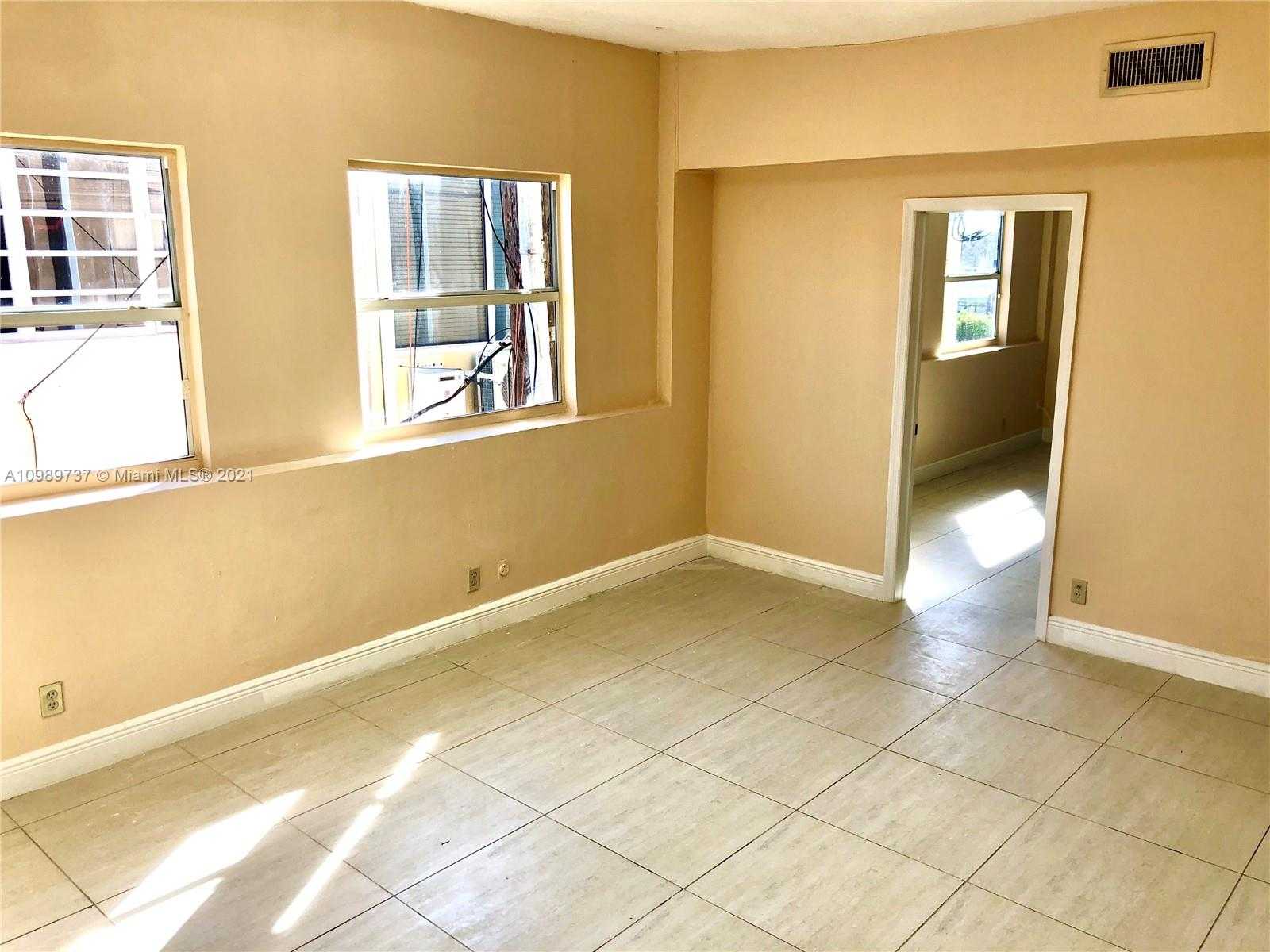 Small Image of 3038 NORTH FEDERAL HWY #D, Fort Lauderdale Number 10