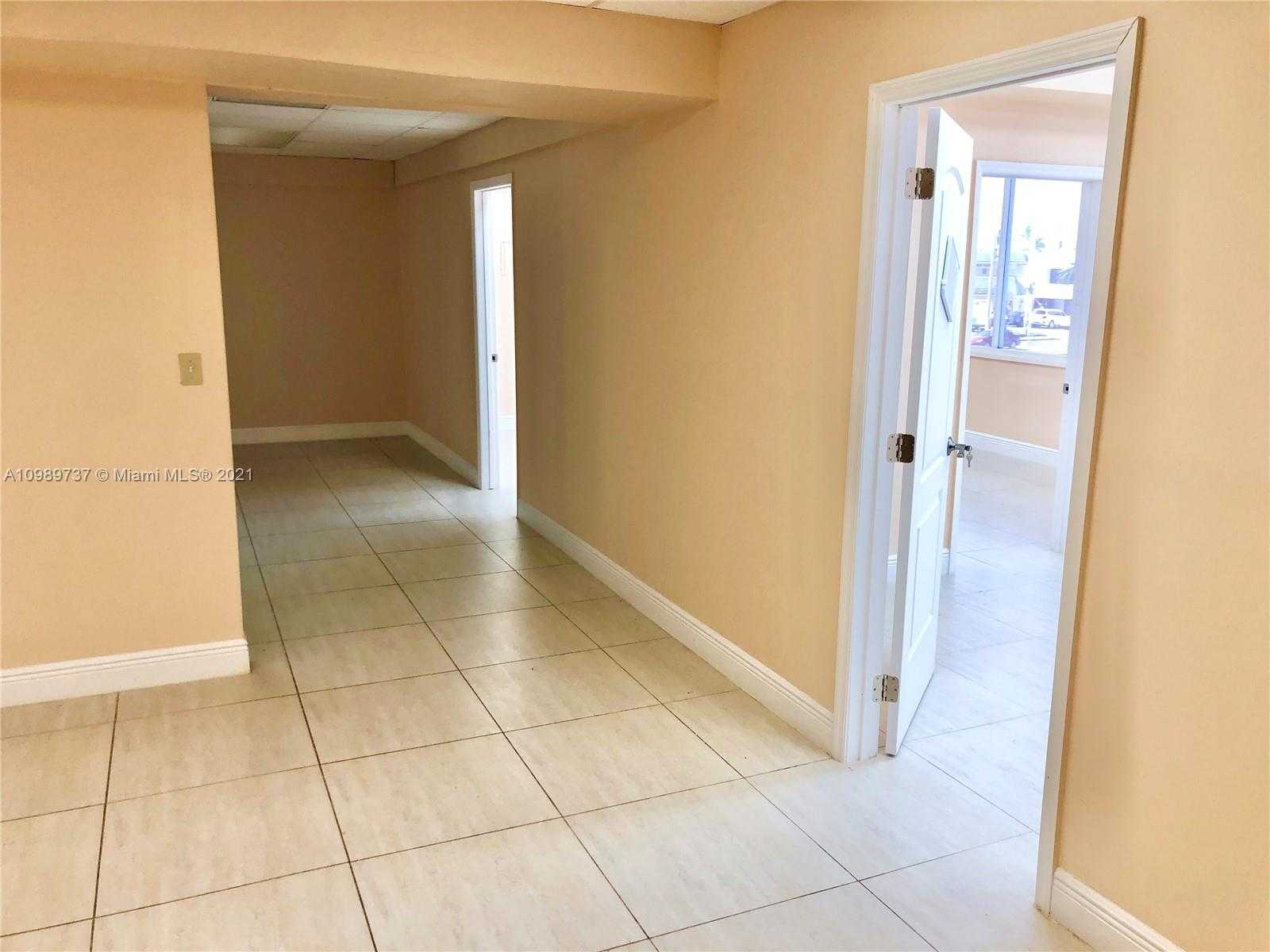 Small Image of 3038 NORTH FEDERAL HWY #D, Fort Lauderdale Number 11