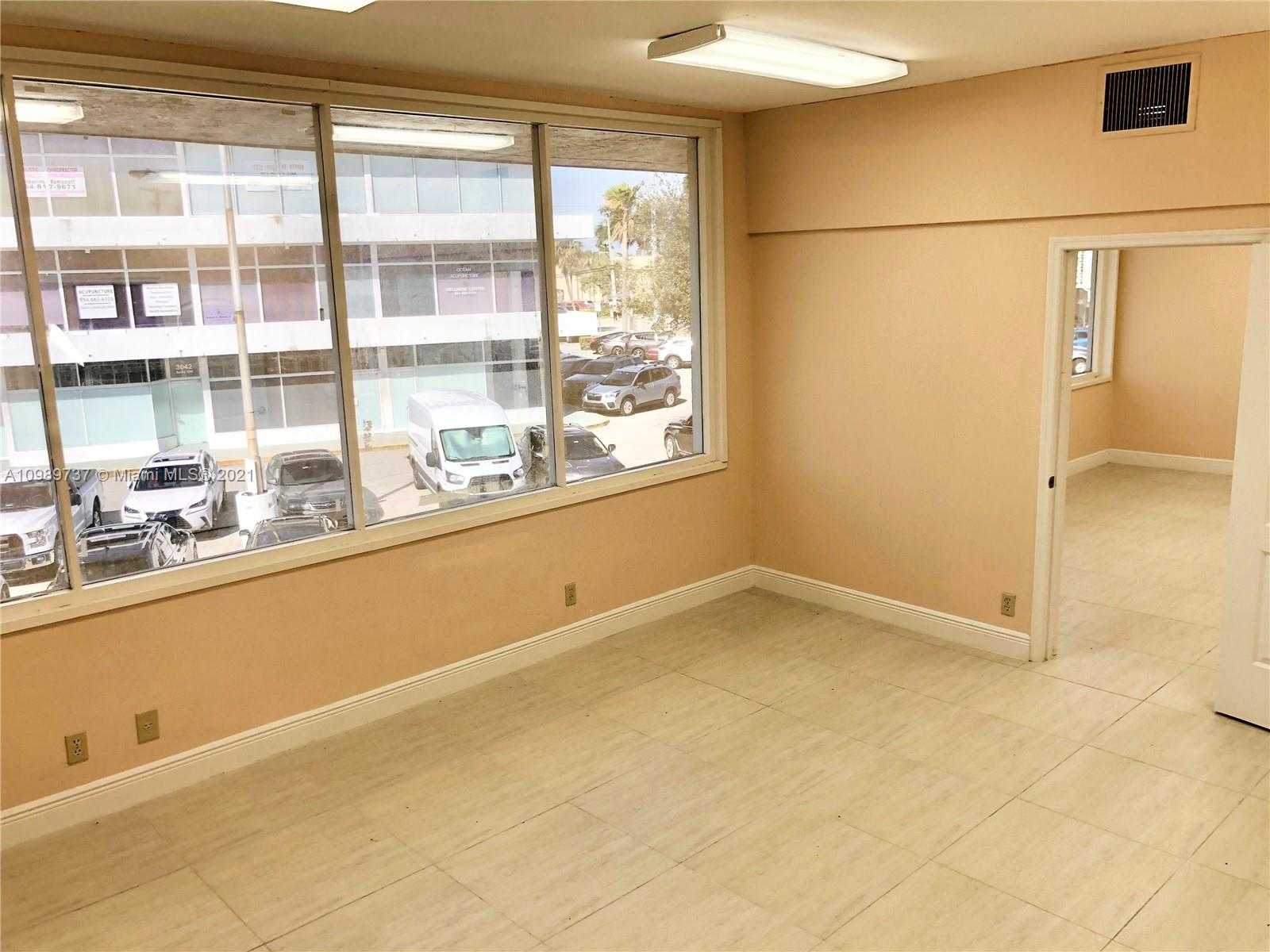 Small Image of 3038 NORTH FEDERAL HWY #D, Fort Lauderdale Number 19