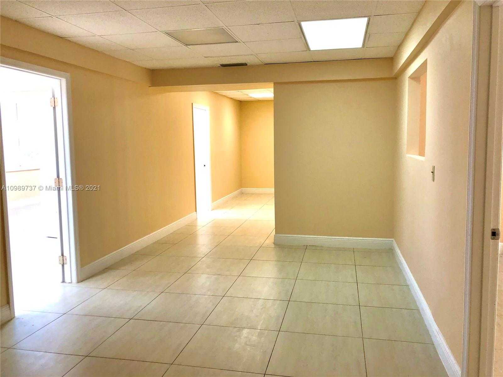 Small Image of 3038 NORTH FEDERAL HWY #D, Fort Lauderdale Number 6