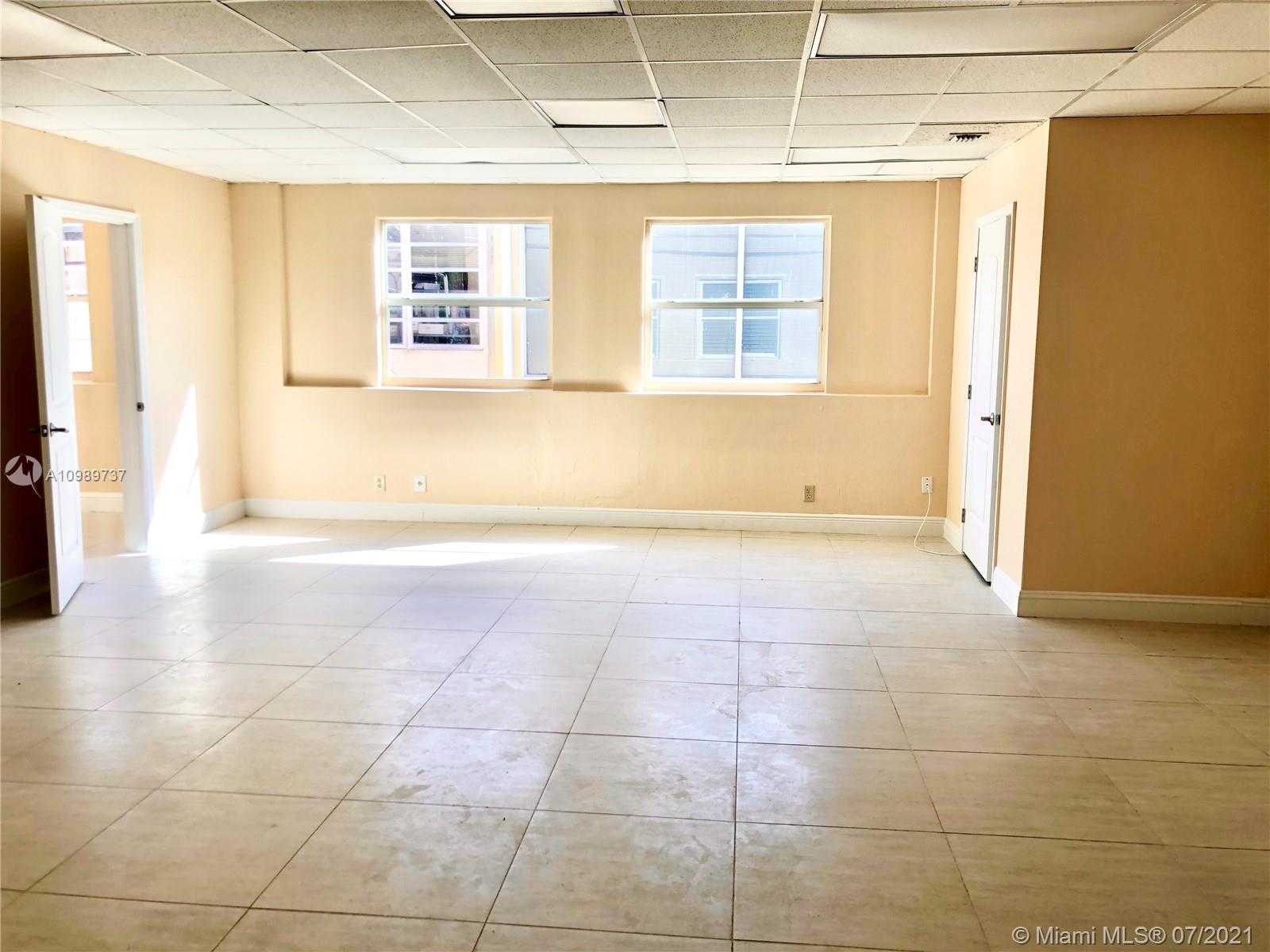 Small Image of 3038 NORTH FEDERAL HWY #D, Fort Lauderdale Number 8