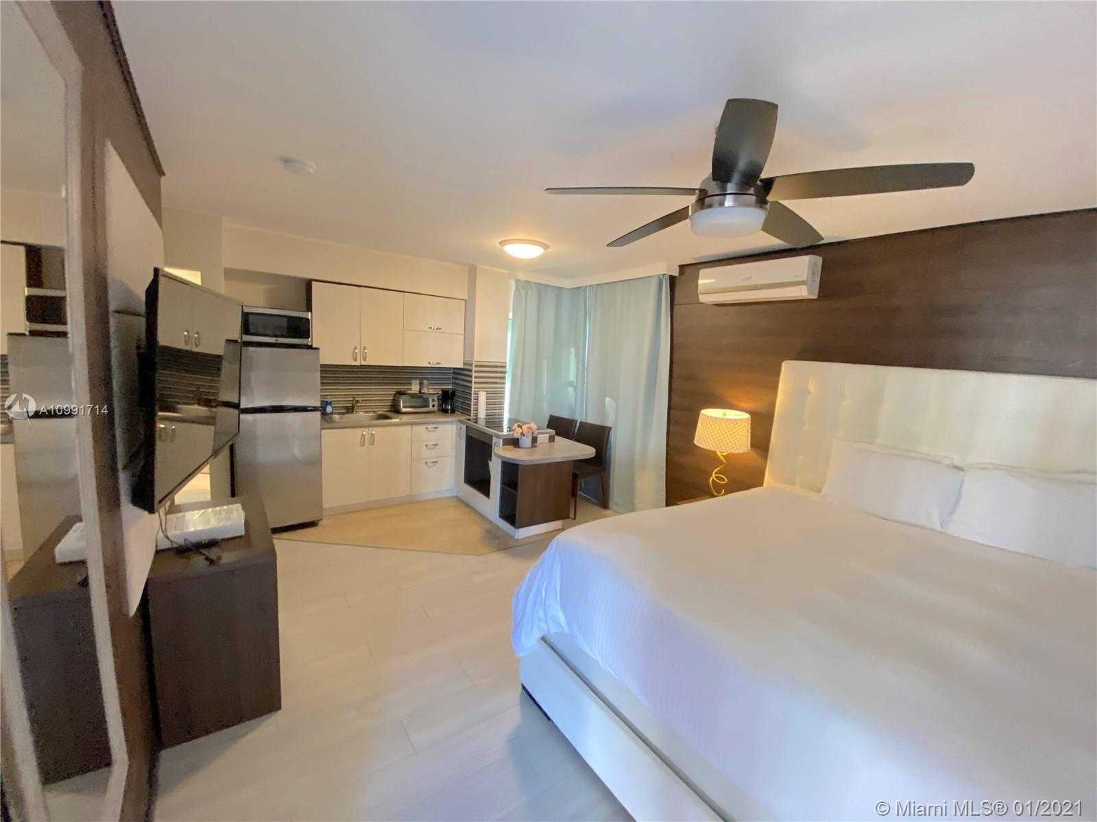 Small Image of 3086 HARBOR DR, Fort Lauderdale Number 19