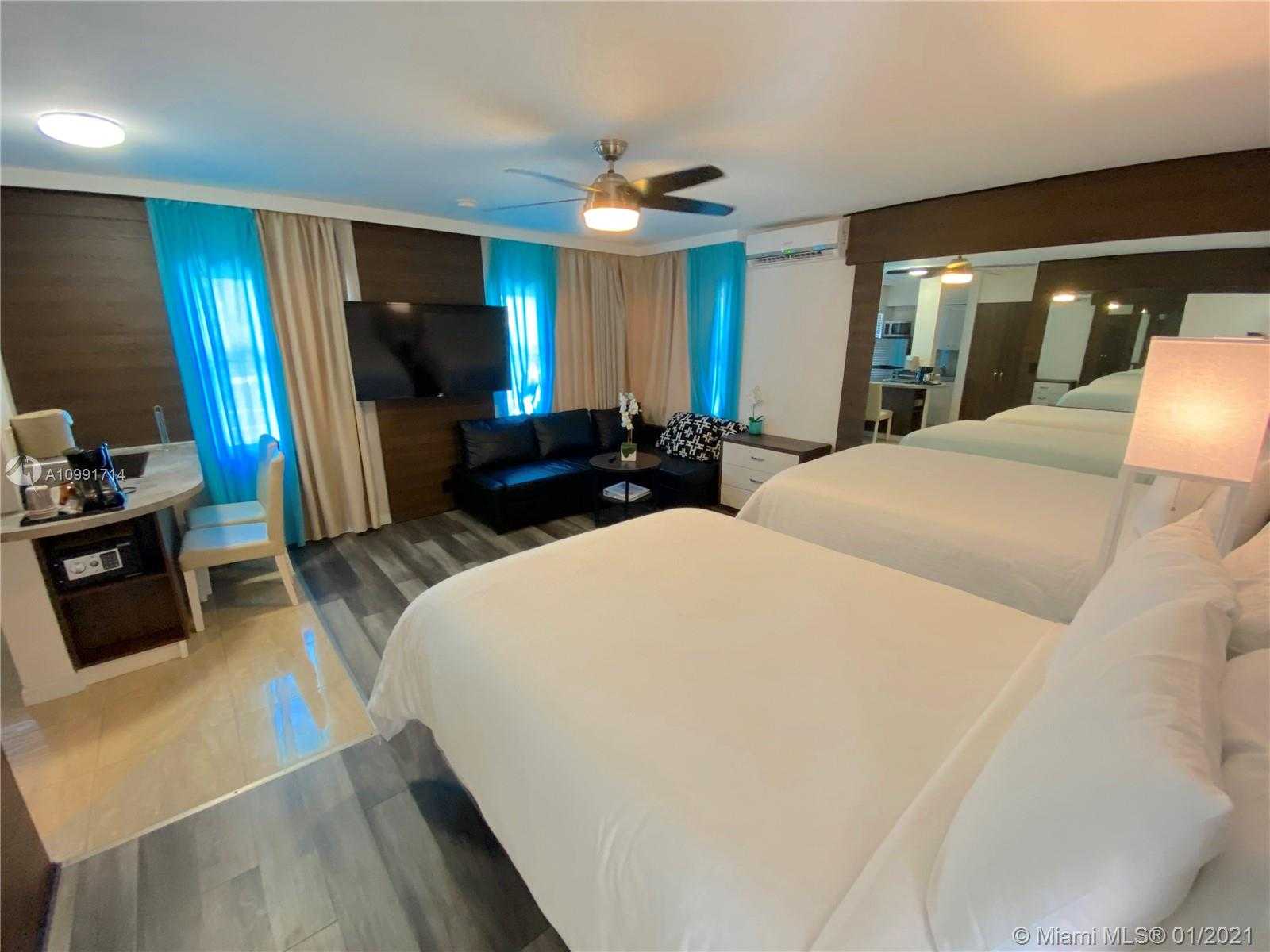 Small Image of 3086 HARBOR DR, Fort Lauderdale Number 20
