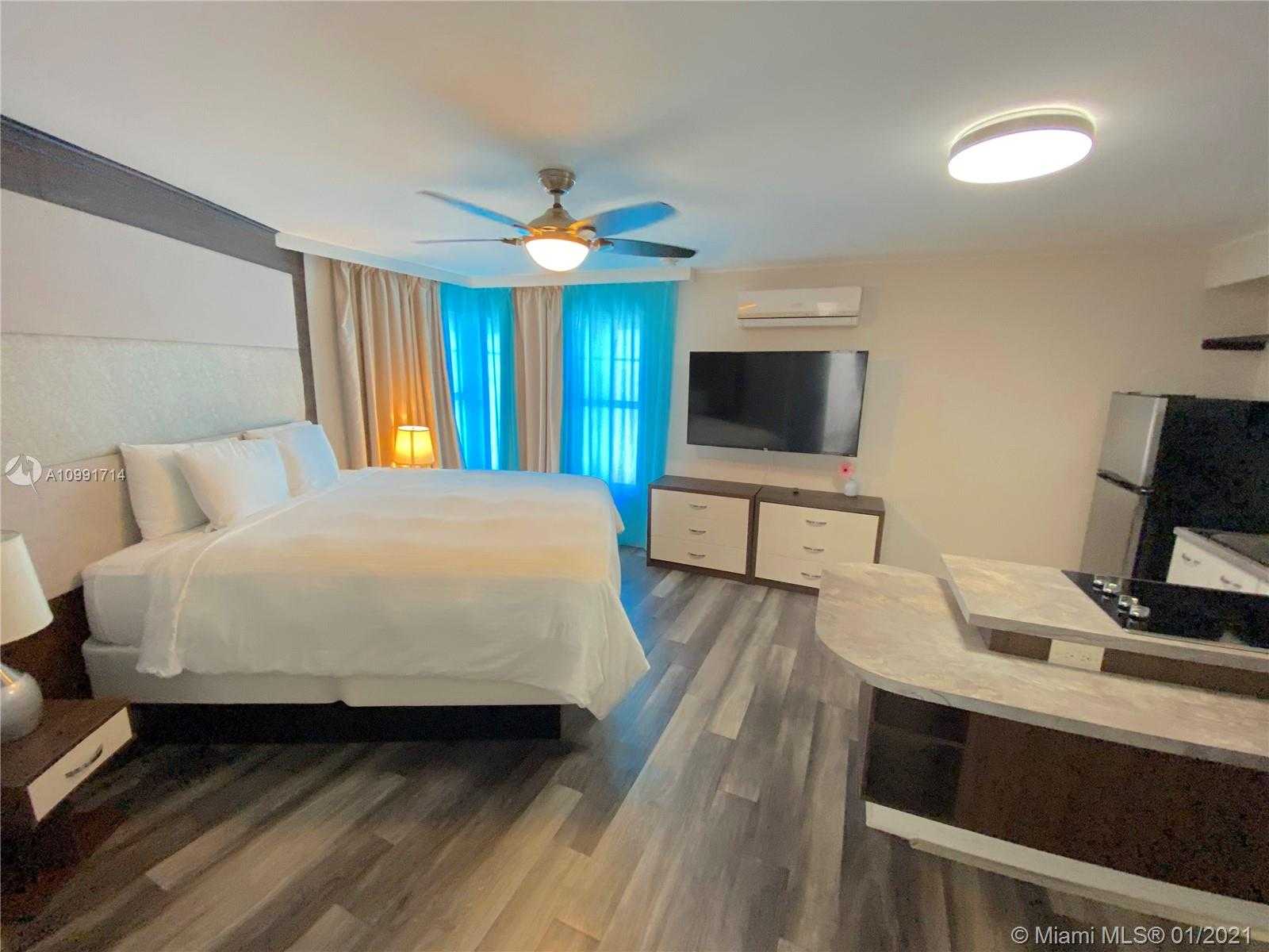 Small Image of 3086 HARBOR DR, Fort Lauderdale Number 22