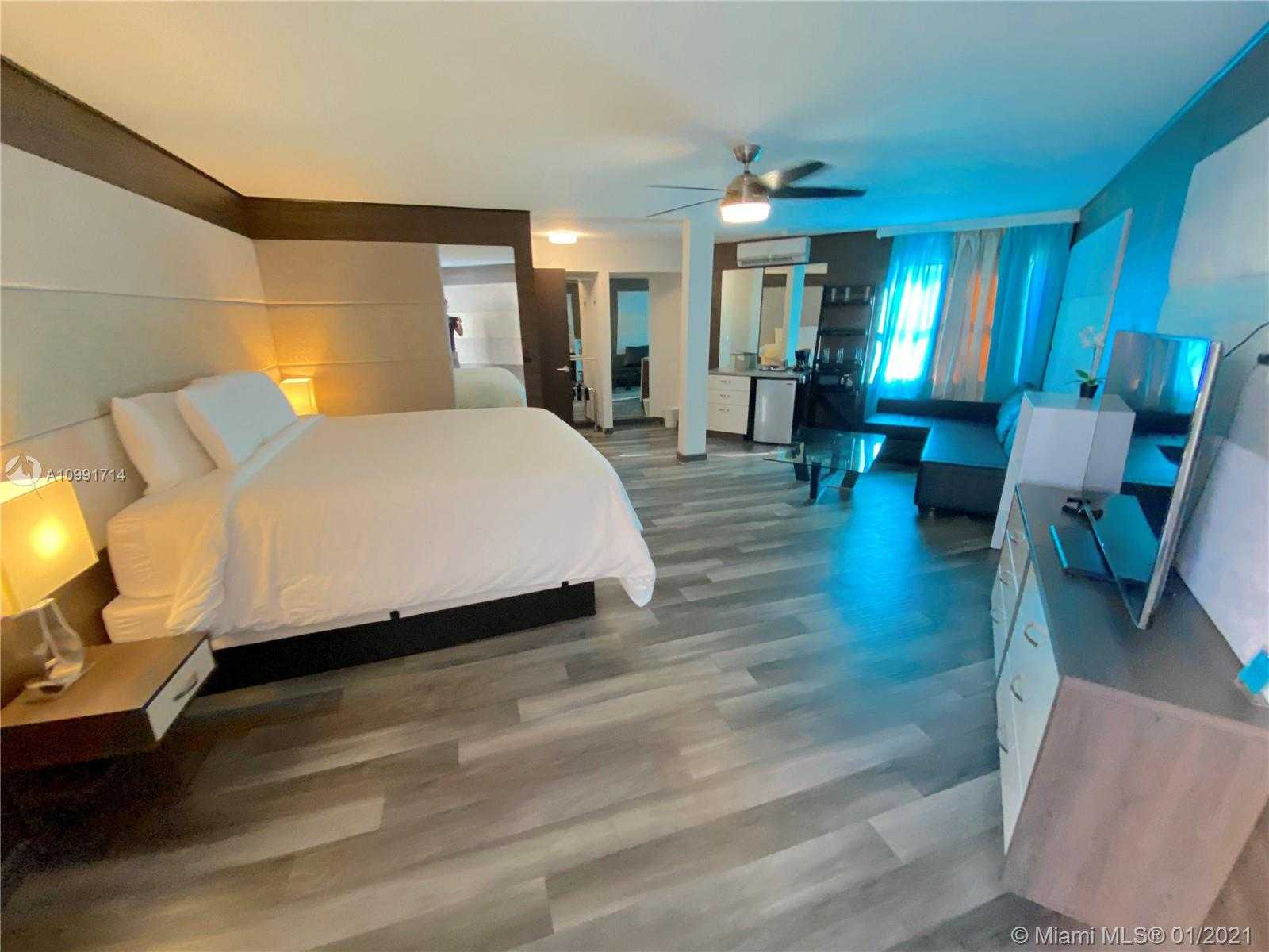 Small Image of 3086 HARBOR DR, Fort Lauderdale Number 25