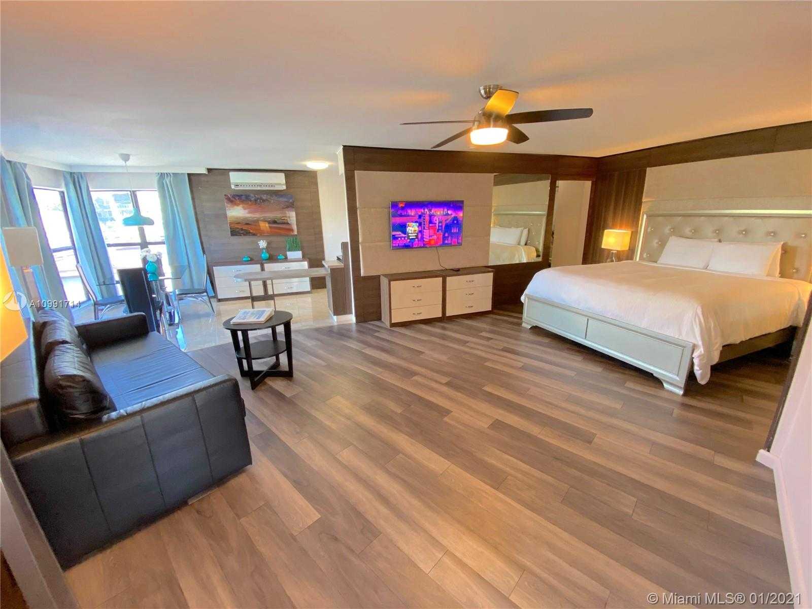 Small Image of 3086 HARBOR DR, Fort Lauderdale Number 28
