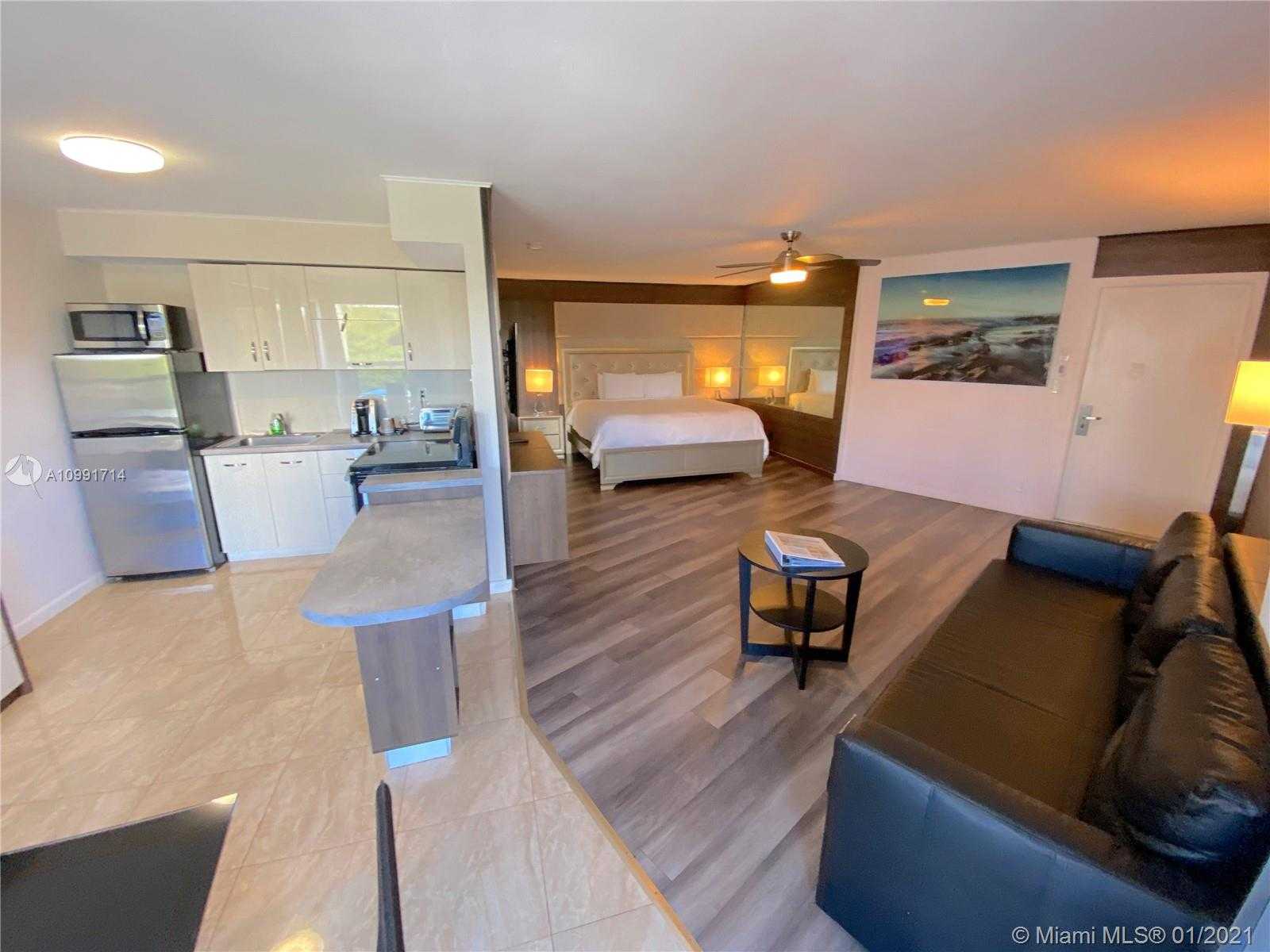 Small Image of 3086 HARBOR DR, Fort Lauderdale Number 30