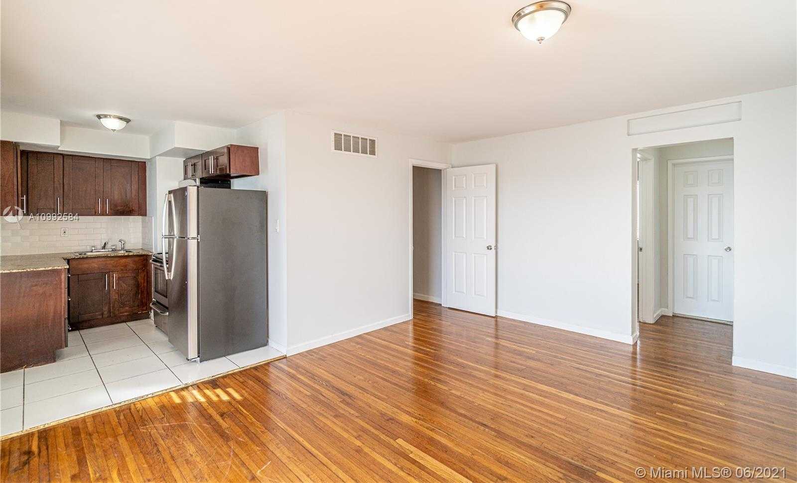 Small Image of 7927 EAST DR, North Bay Village Number 20