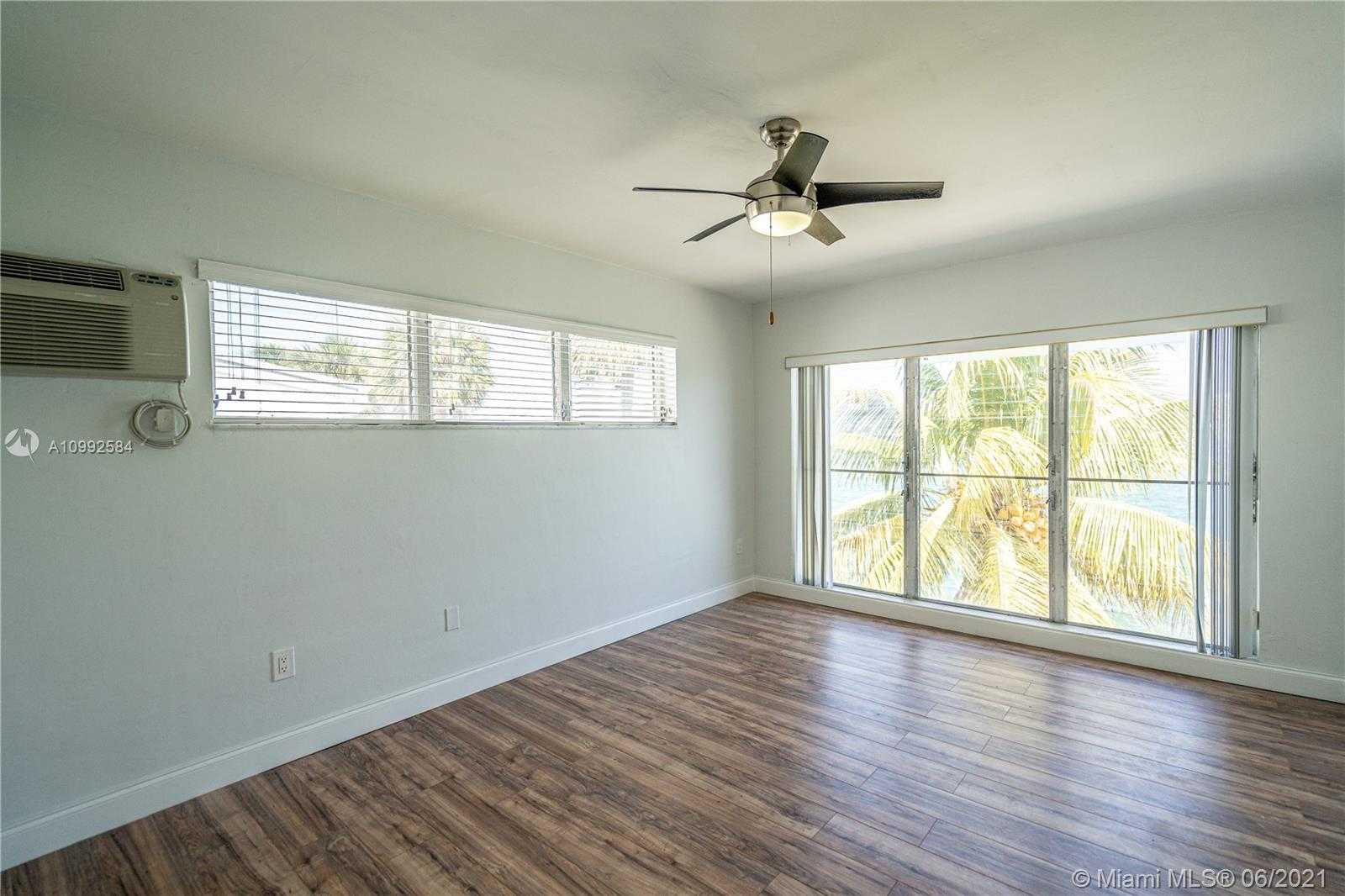 Small Image of 7927 EAST DR, North Bay Village Number 39