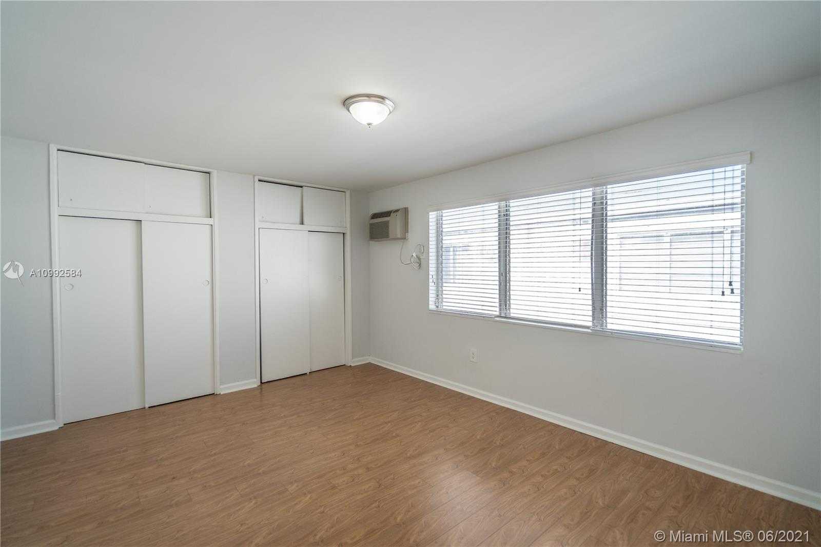 Small Image of 7927 EAST DR, North Bay Village Number 49