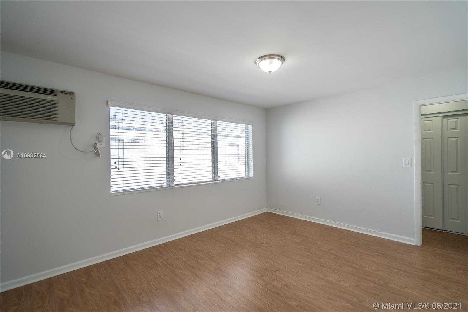 Small Image of 7927 EAST DR, North Bay Village Number 50