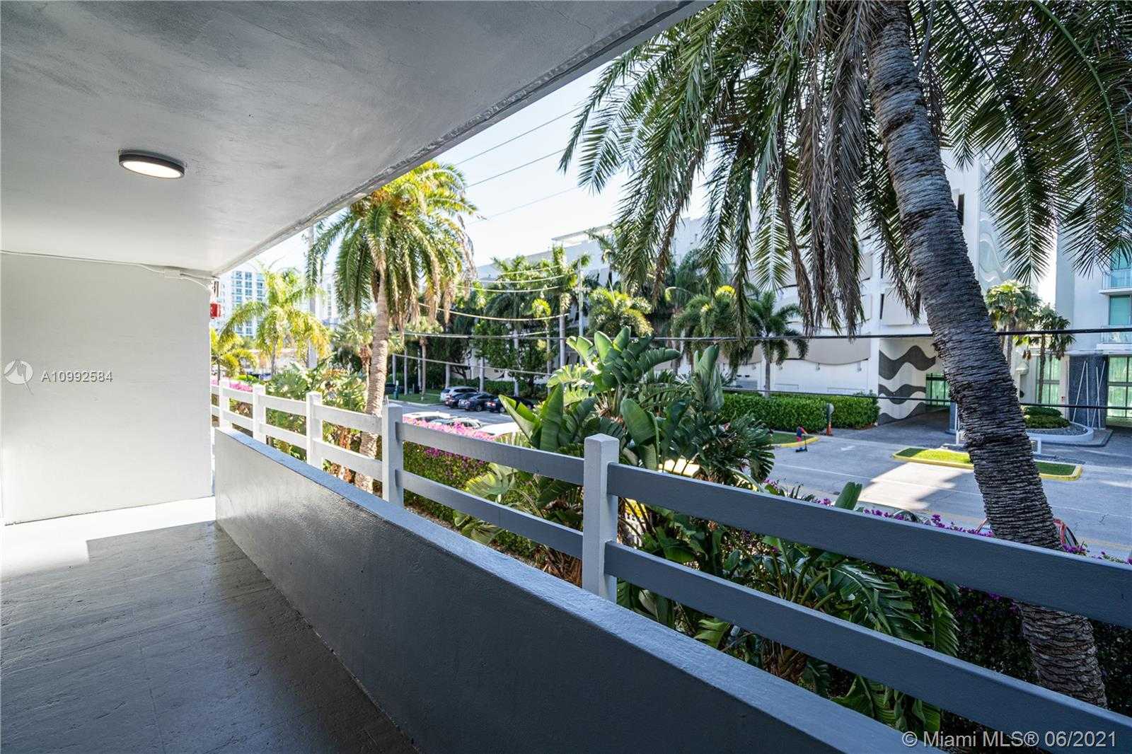 Small Image of 7927 EAST DR, North Bay Village Number 53