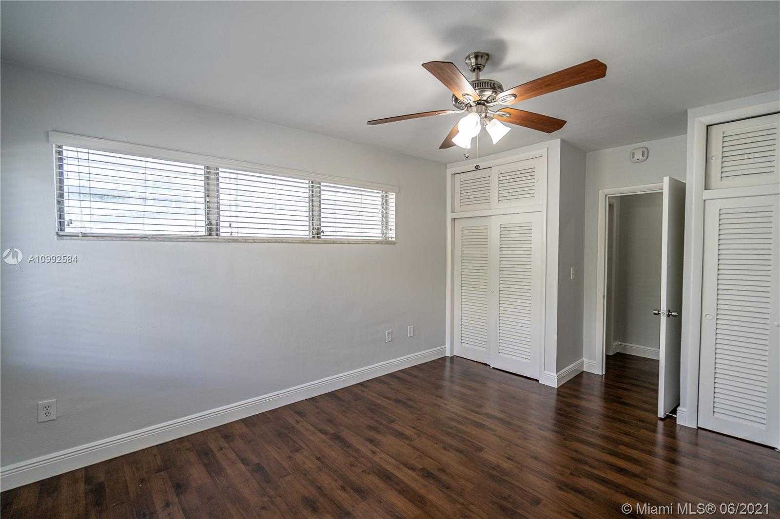 Small Image of 7927 EAST DR, North Bay Village Number 66