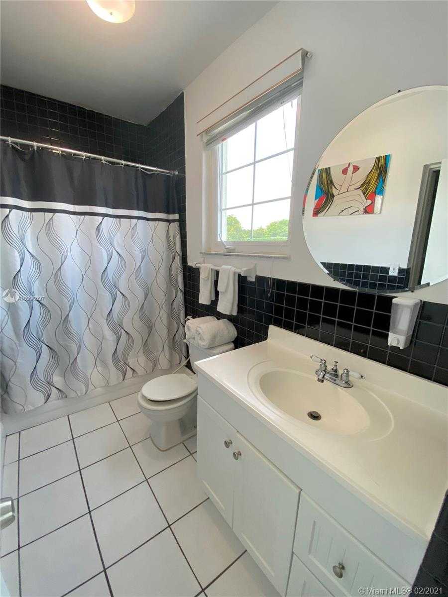 Small Image of 3025 INDIAN CREEK DR #110, Miami Beach Number 22