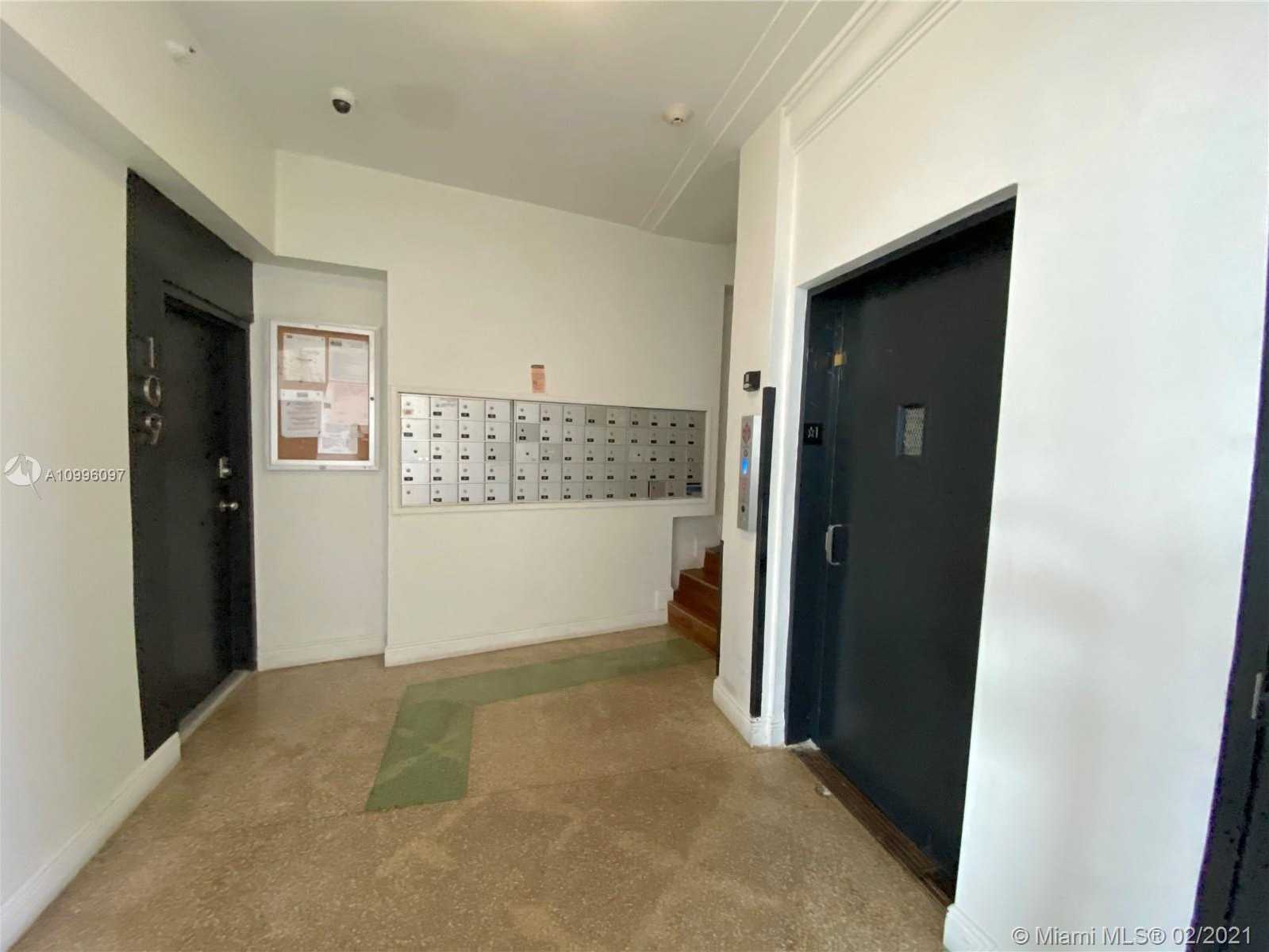 Small Image of 3025 INDIAN CREEK DR #110, Miami Beach Number 6