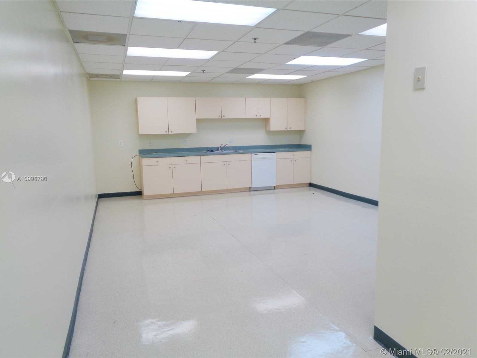 Small Image of 3618 LANTANA RD #201, Lake Worth Number 16