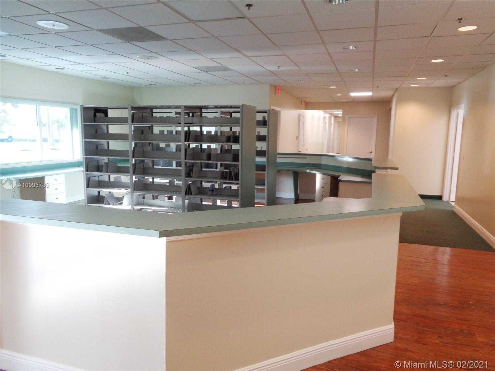Small Image of 3618 LANTANA RD #201, Lake Worth Number 7