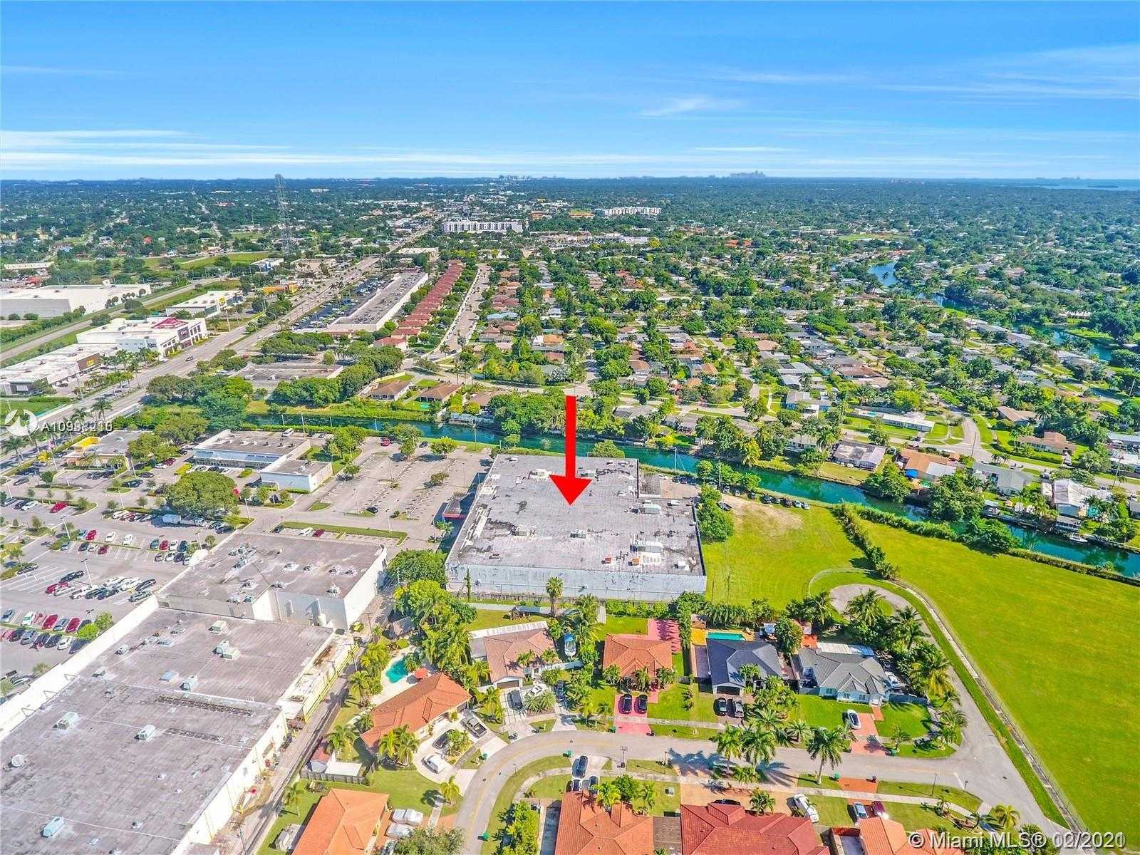 Small Image of 18901 SOUTH DIXIE HWY, Cutler Bay Number 8