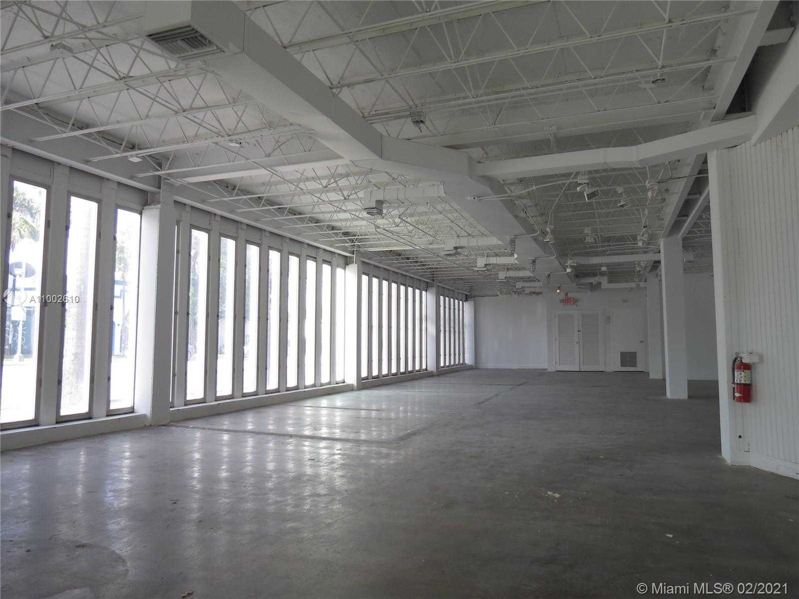 Small Image of 7101 BISCAYNE BLVD, Miami Number 10
