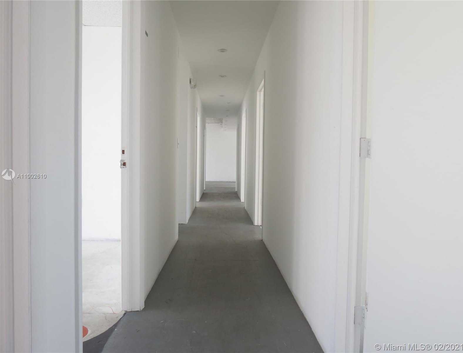 Small Image of 7101 BISCAYNE BLVD, Miami Number 14