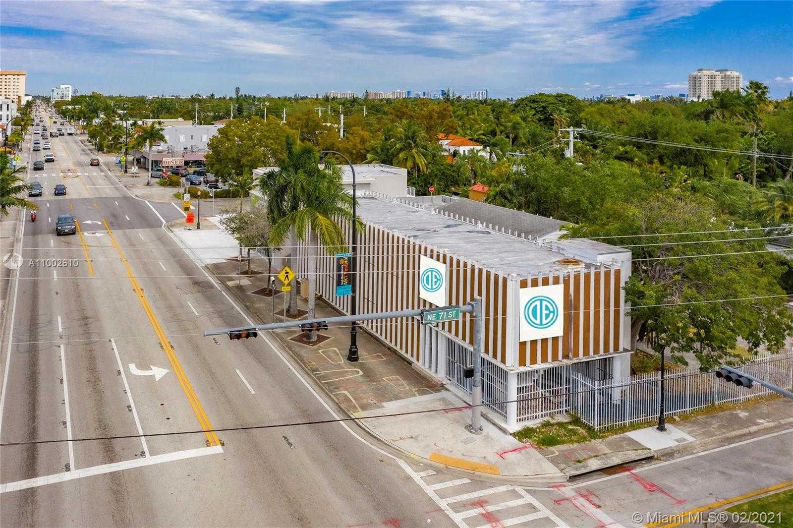 Small Image of 7101 BISCAYNE BLVD, Miami Number 8
