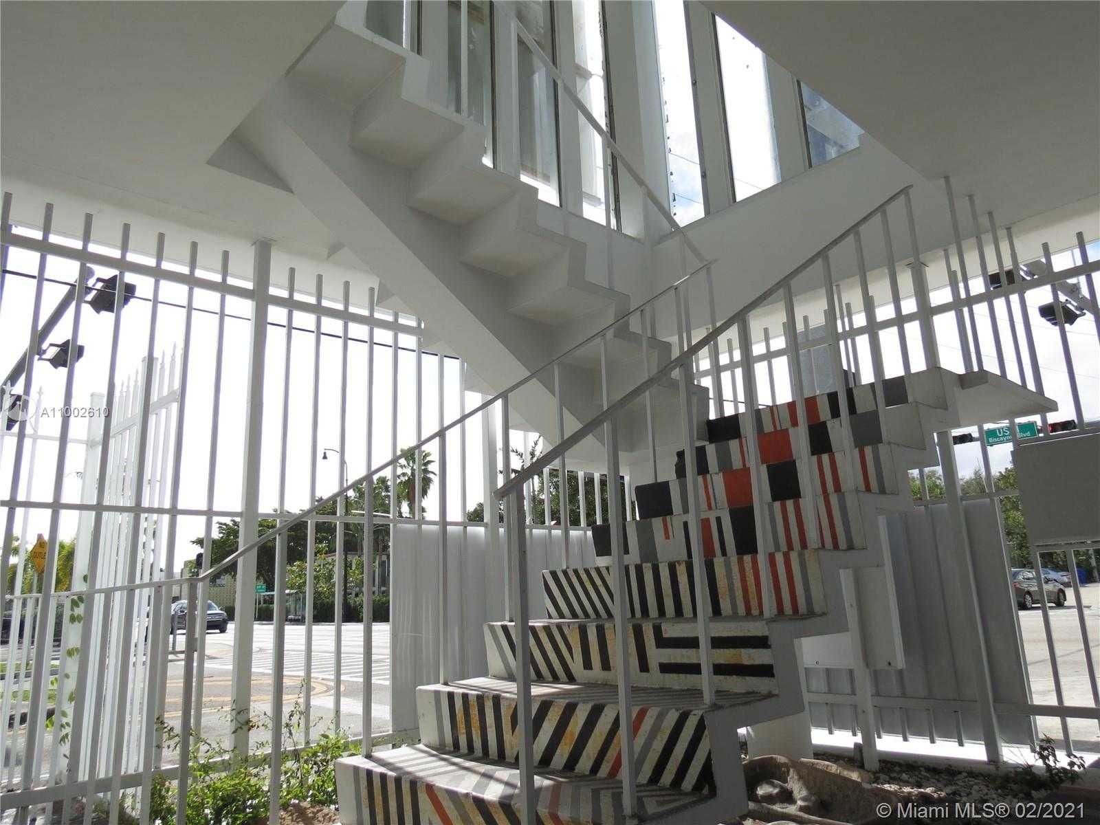 Small Image of 7101 BISCAYNE BLVD, Miami Number 9