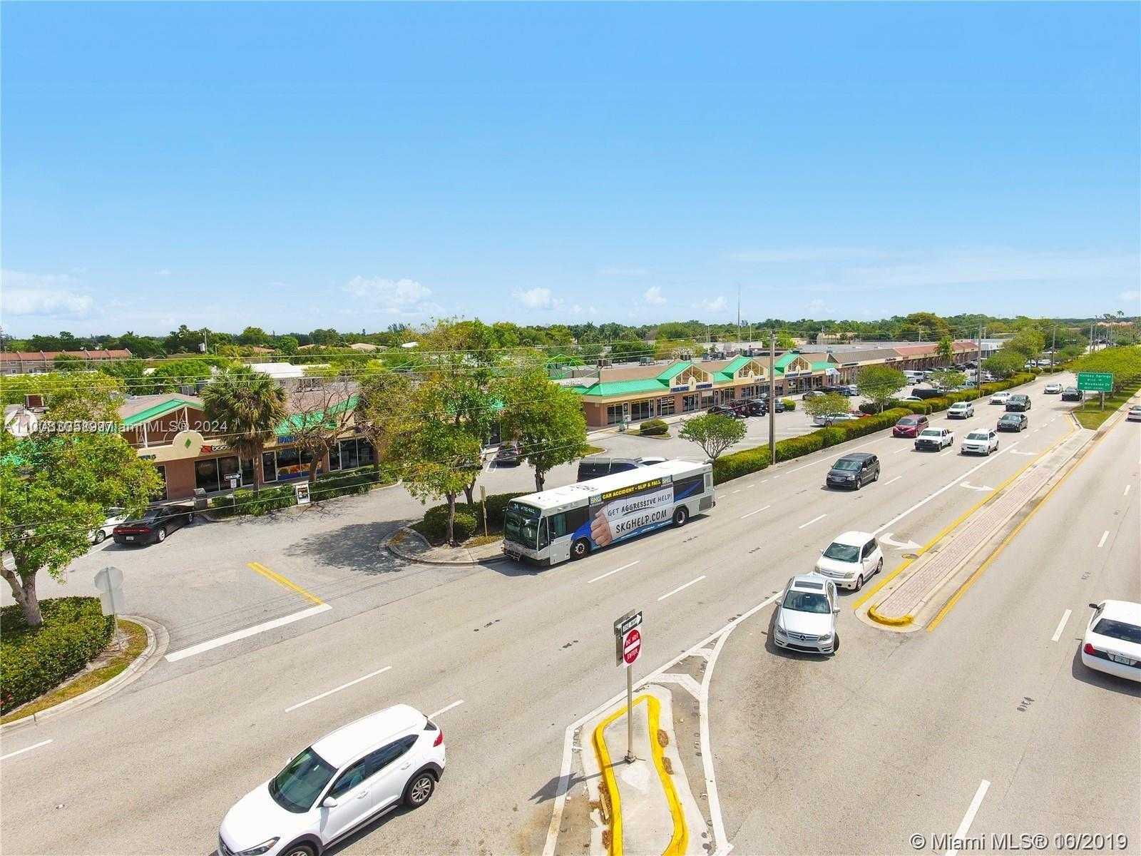 Small Image of 7891 WEST SAMPLE RD, Coral Springs Number 32